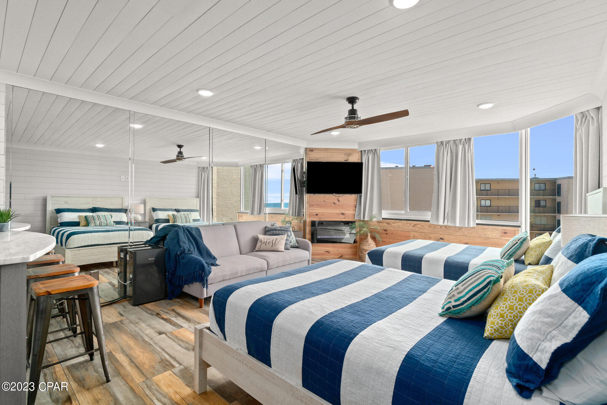 Top Of The Gulf Condo. - Residential