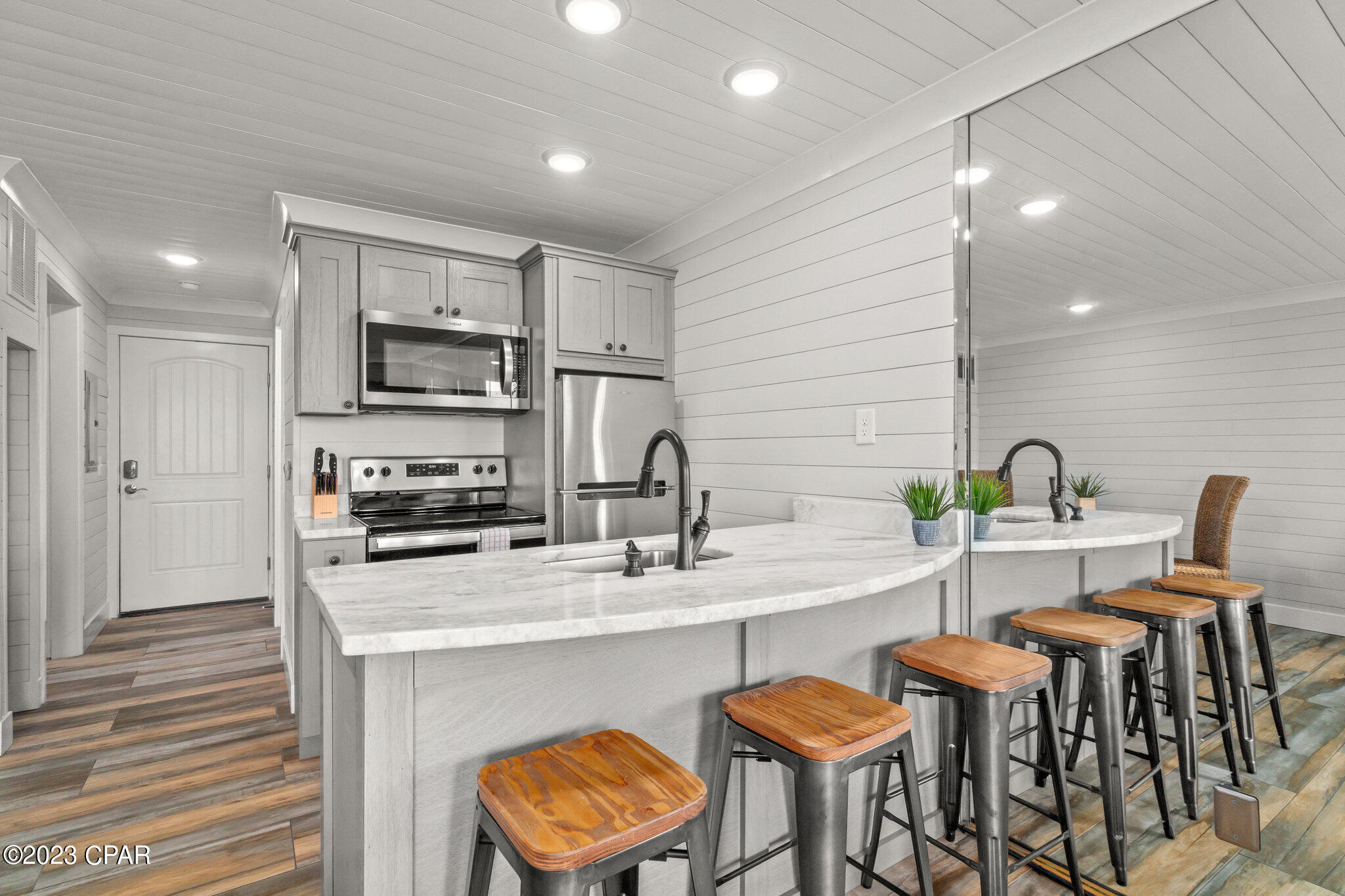 Top Of The Gulf Condo. - Residential