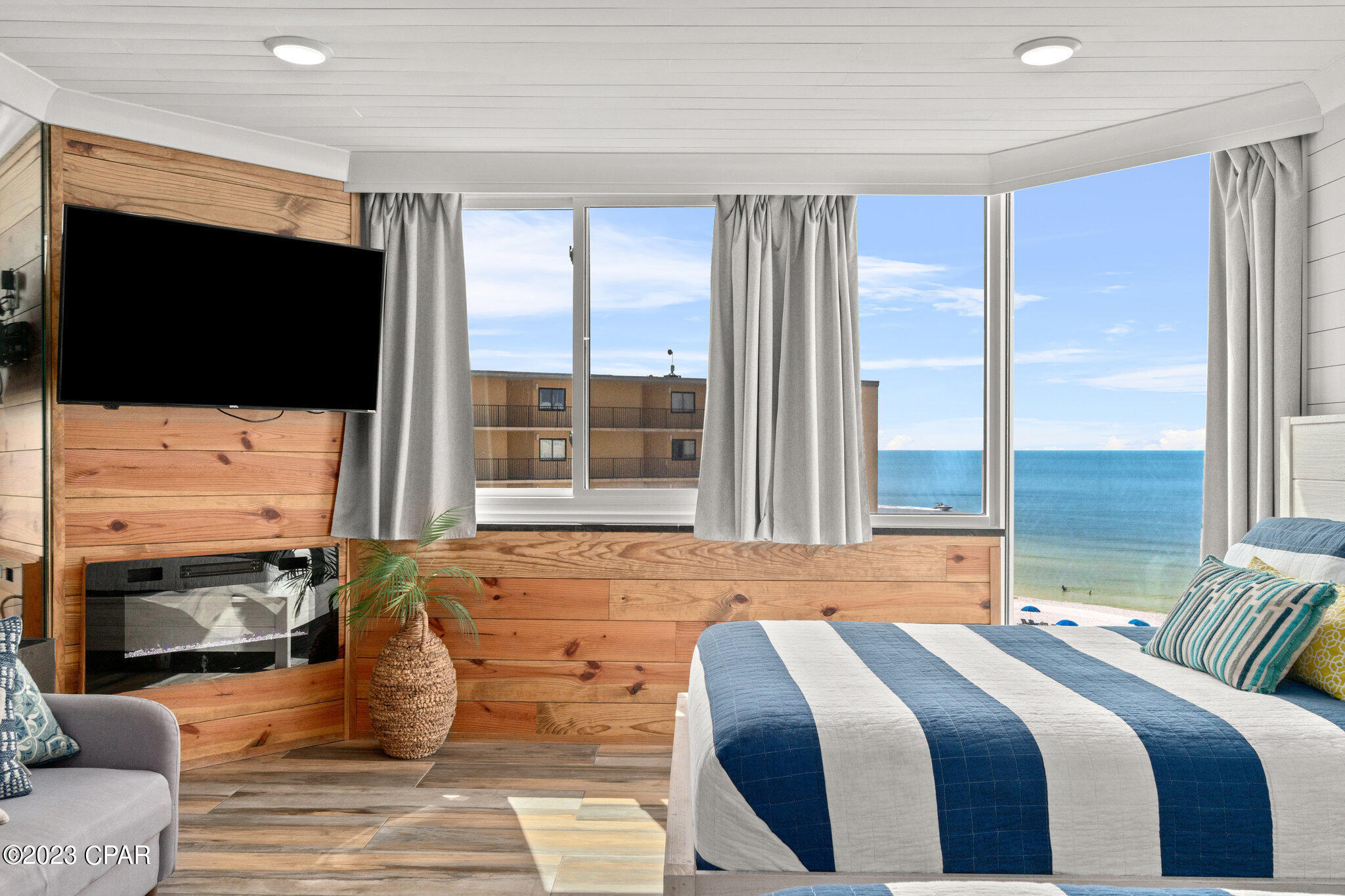 Top Of The Gulf Condo. - Residential