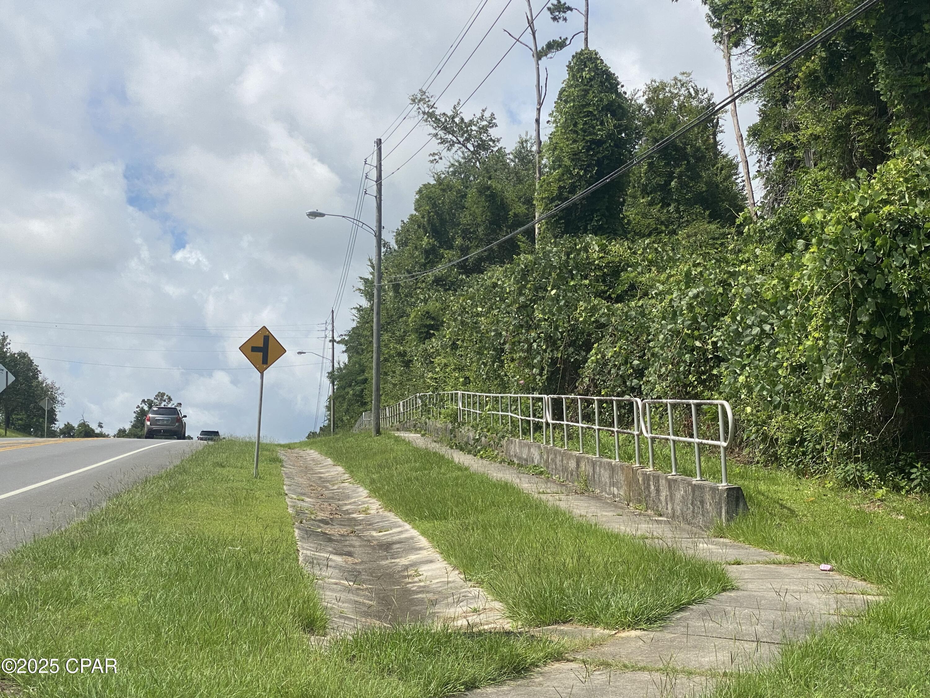 Watson Heights - Land