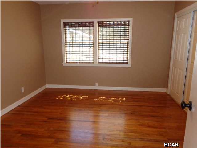 Cove Terrace 3rd Add - Residential