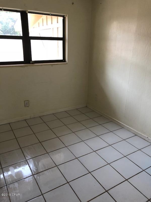 Crescent Beach Unit 1 - Residential Lease