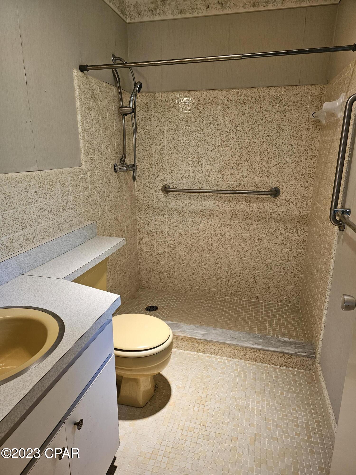 Sunny Hills Unit 1 - Residential