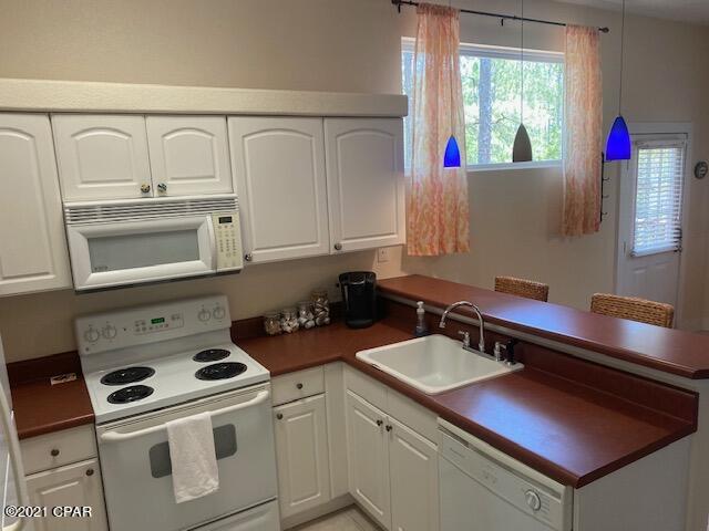 Gulf Shore Manor - Residential