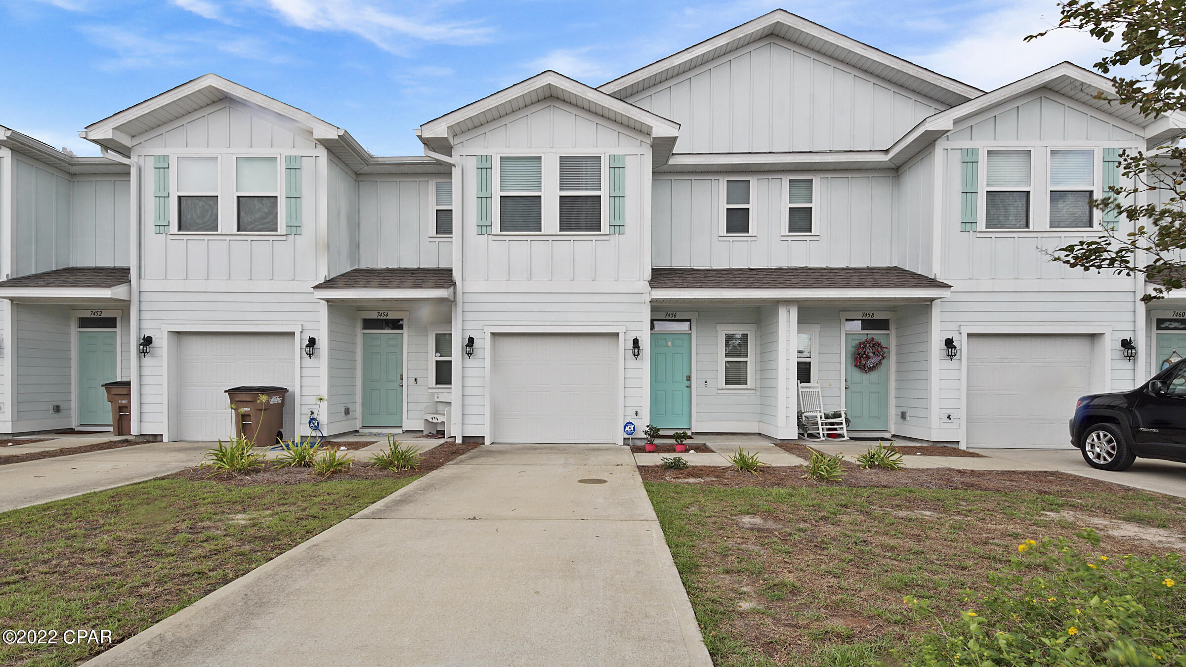 Hathaway Townhomes - Residential Lease