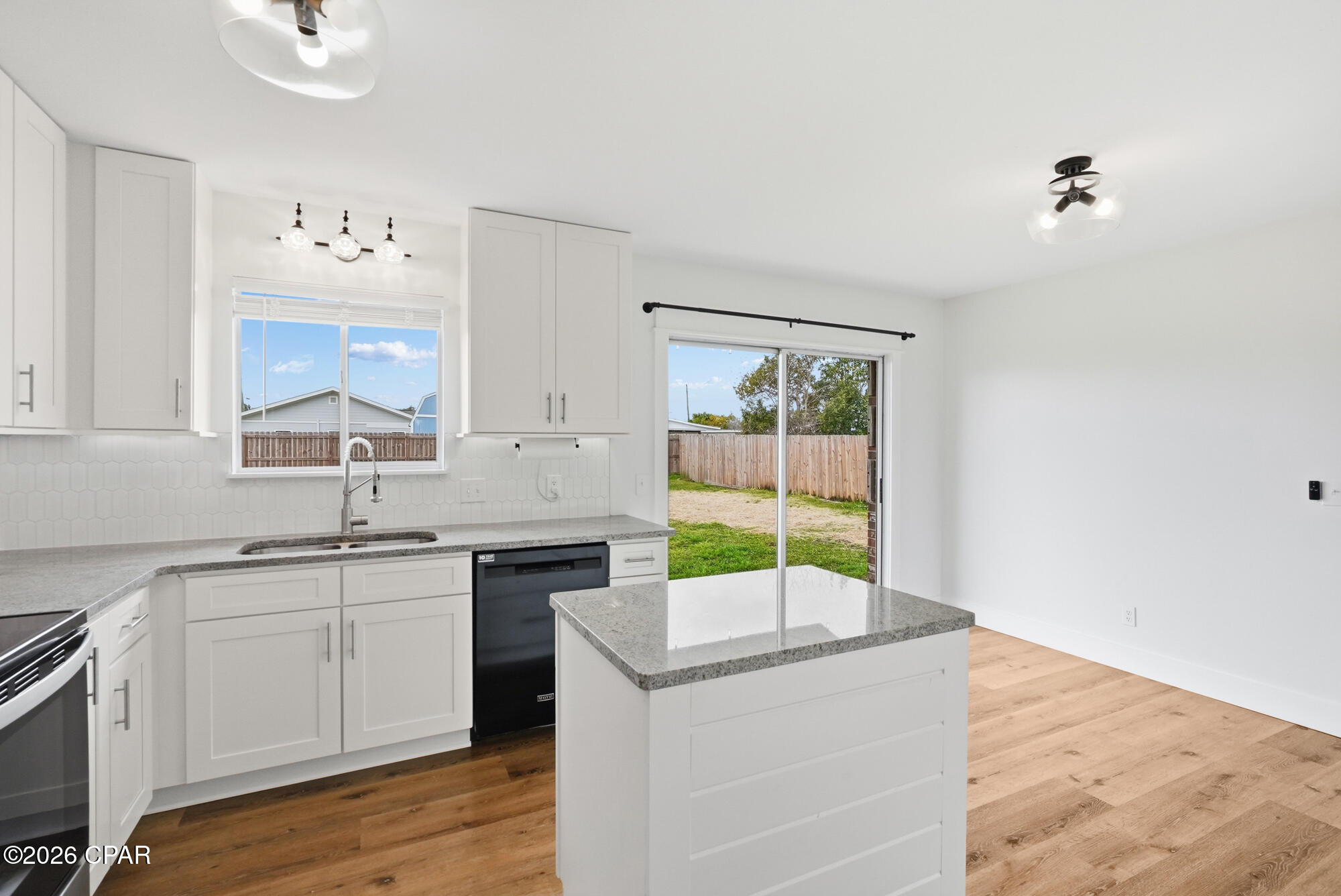 Hentz 1st Add Unit A - Residential