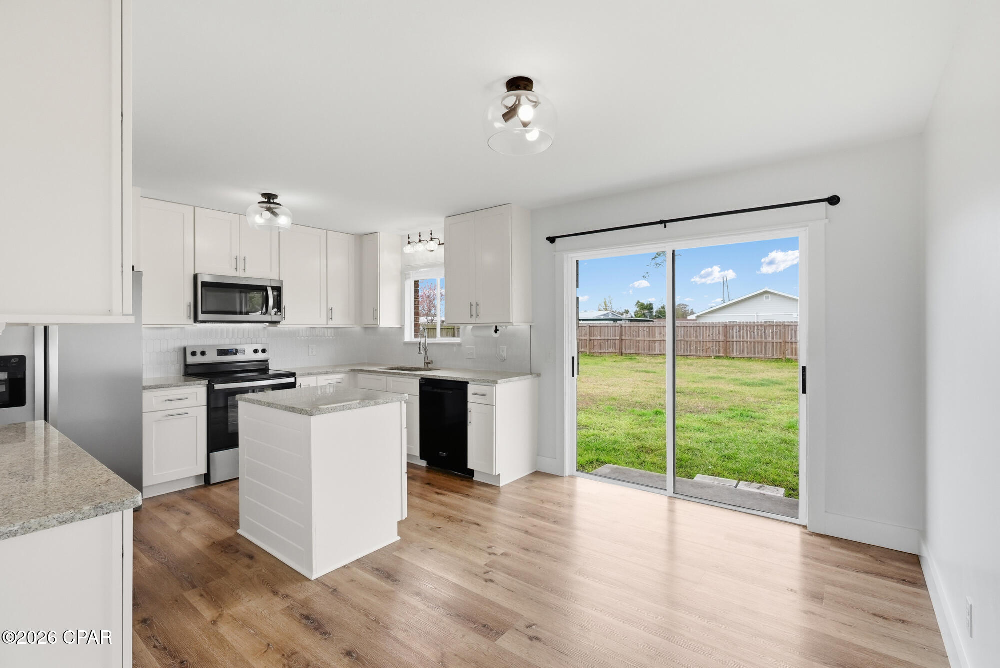 Hentz 1st Add Unit A - Residential