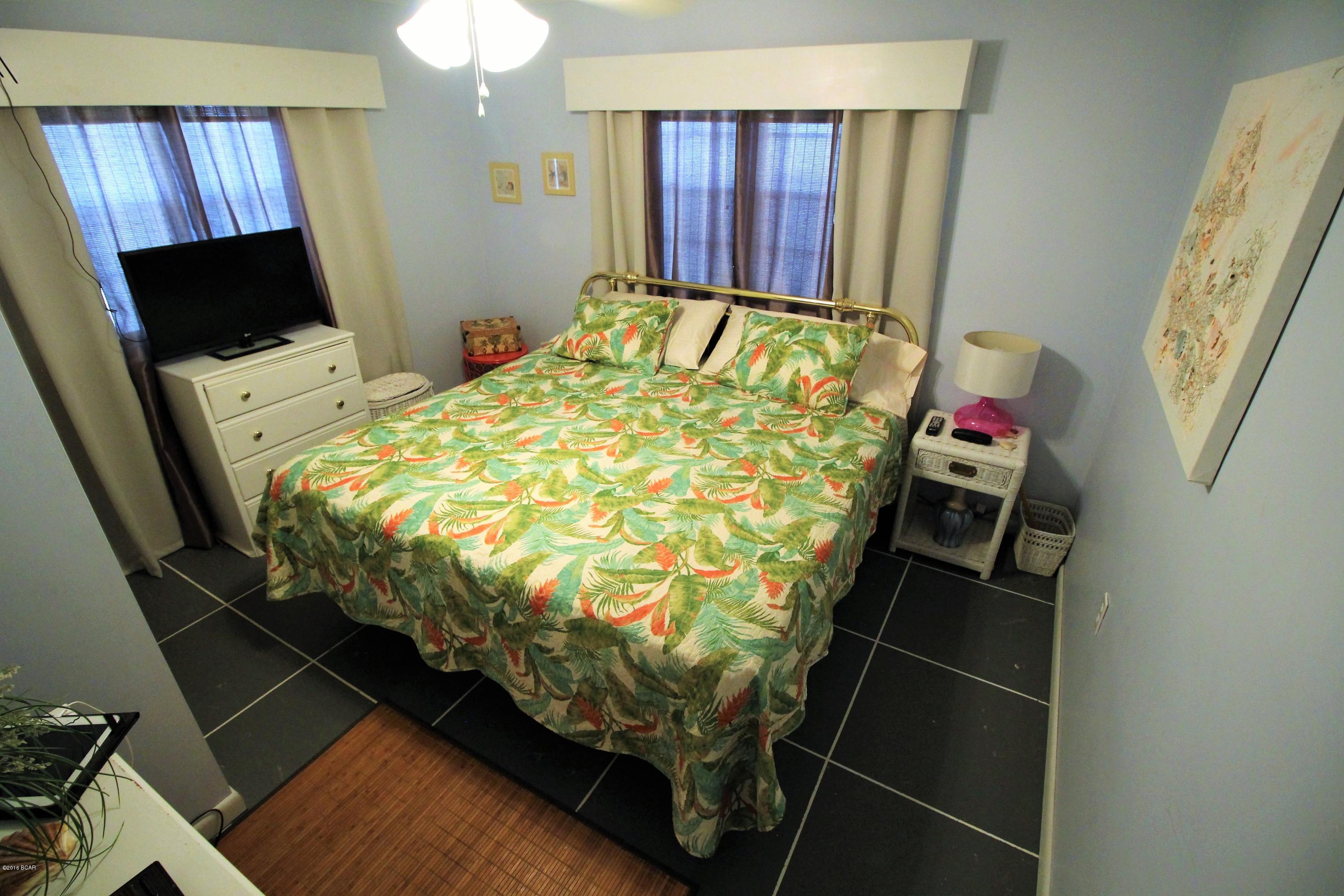 Riviera Beach 1st Add - Residential