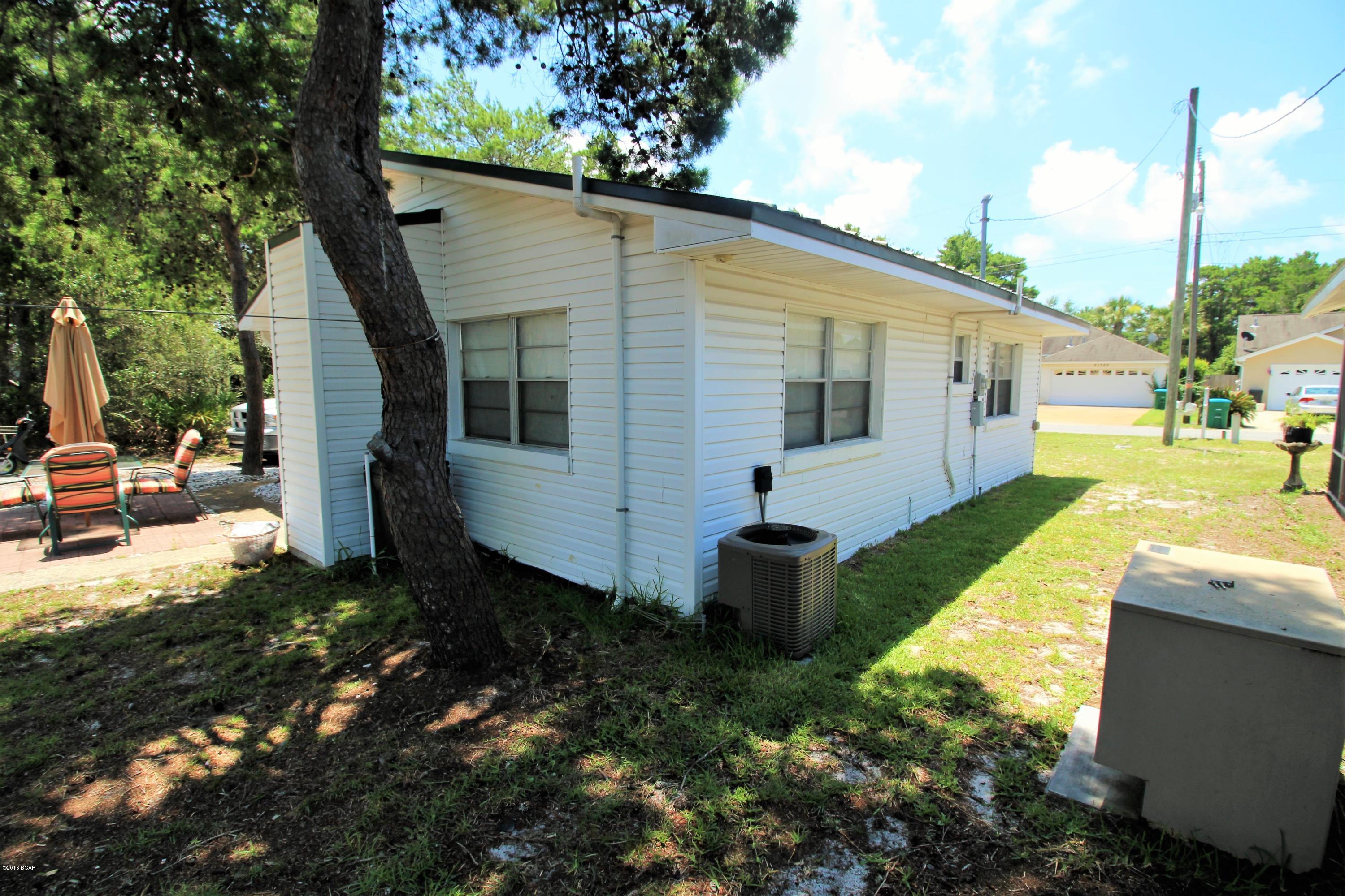 Riviera Beach 1st Add - Residential