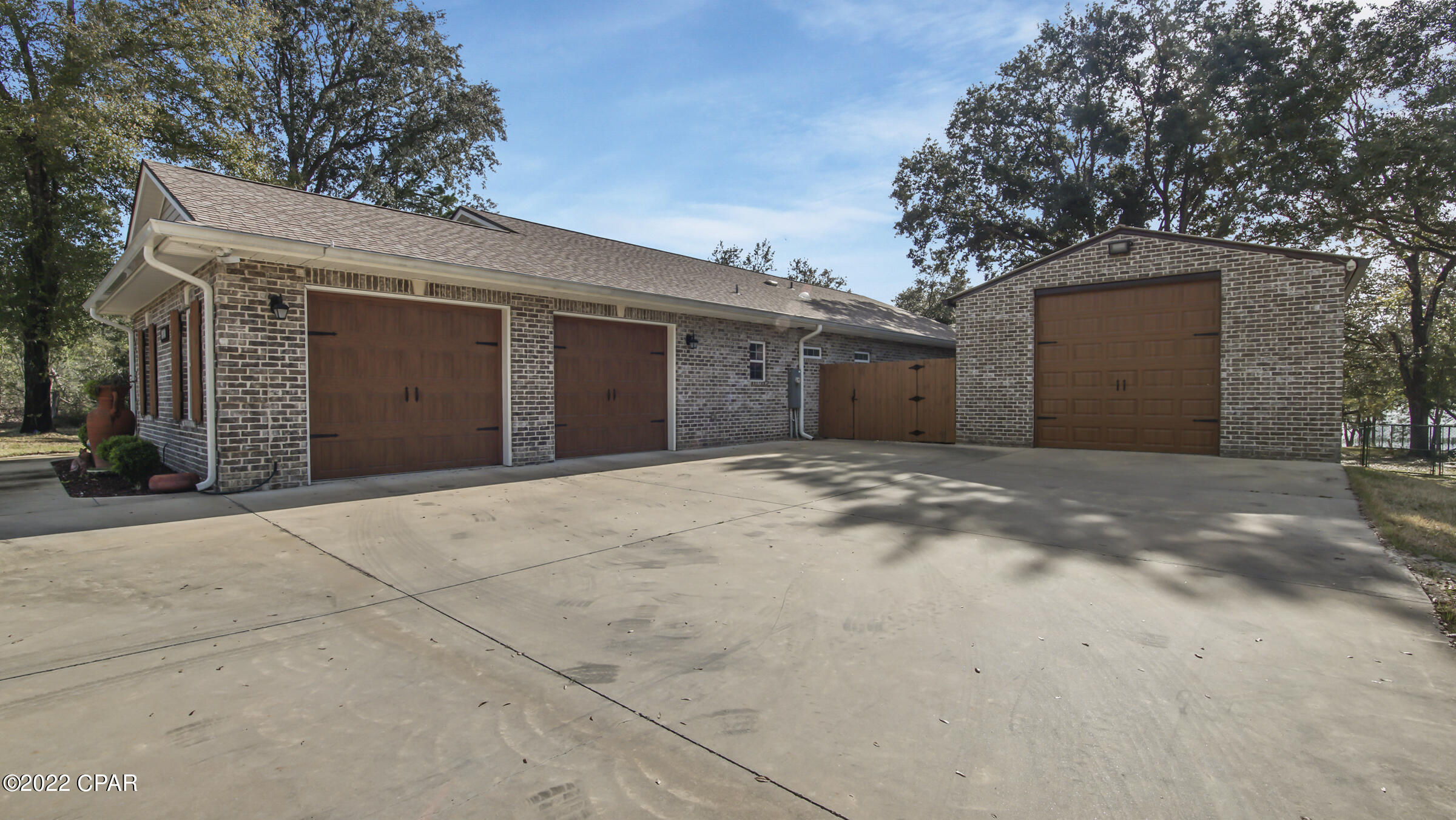 Leisure Lakes - Residential