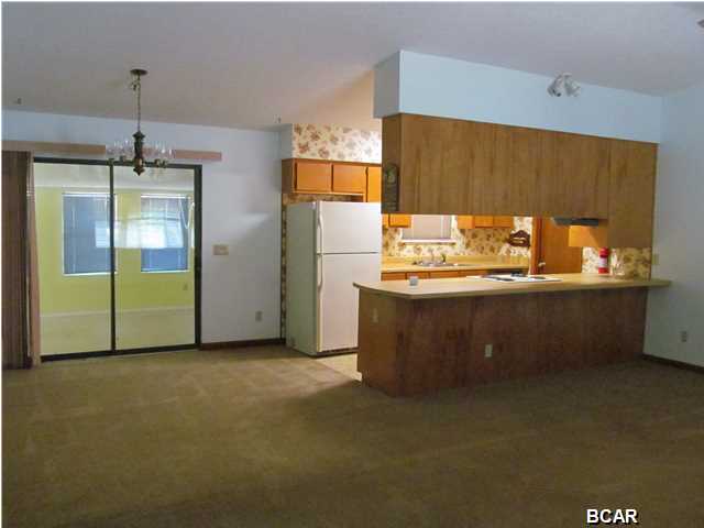 Venetian Villa 1st Add Replat - Residential Lease