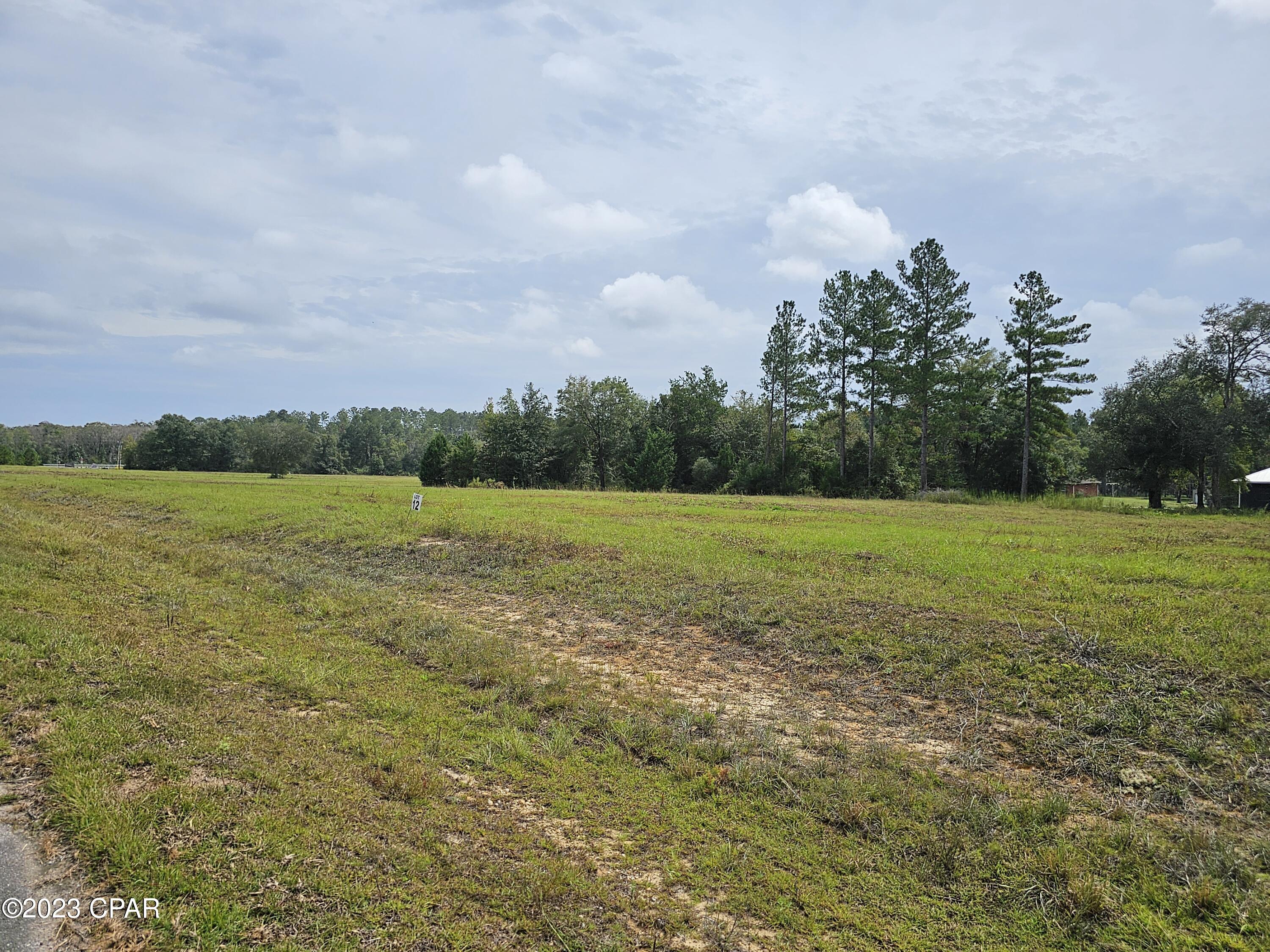 Kiersten Heights - Land