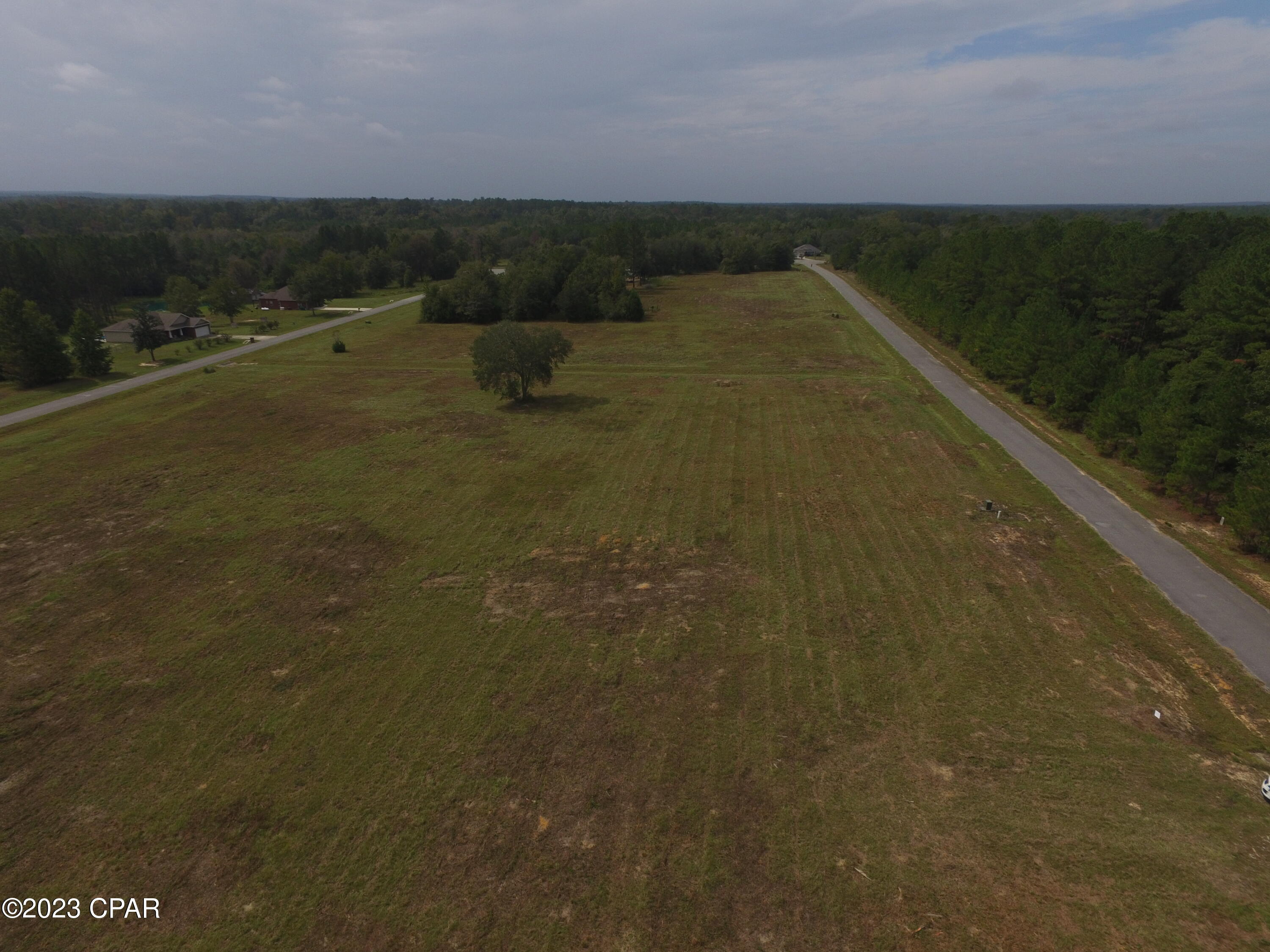 Kiersten Heights - Land