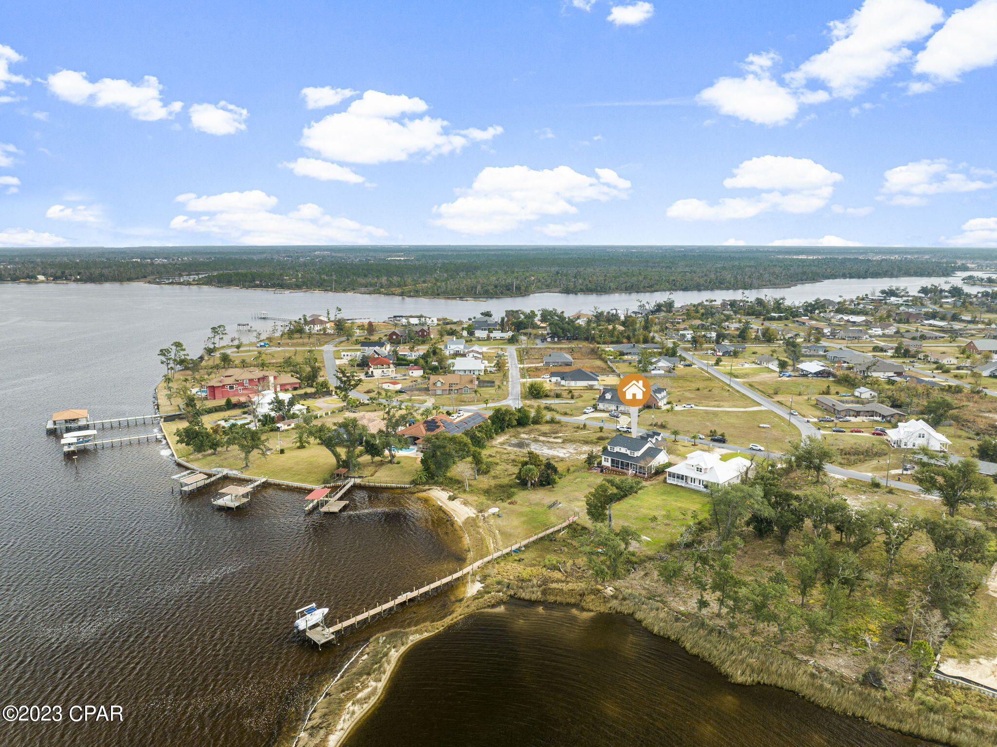 College Point 1st Add - Residential