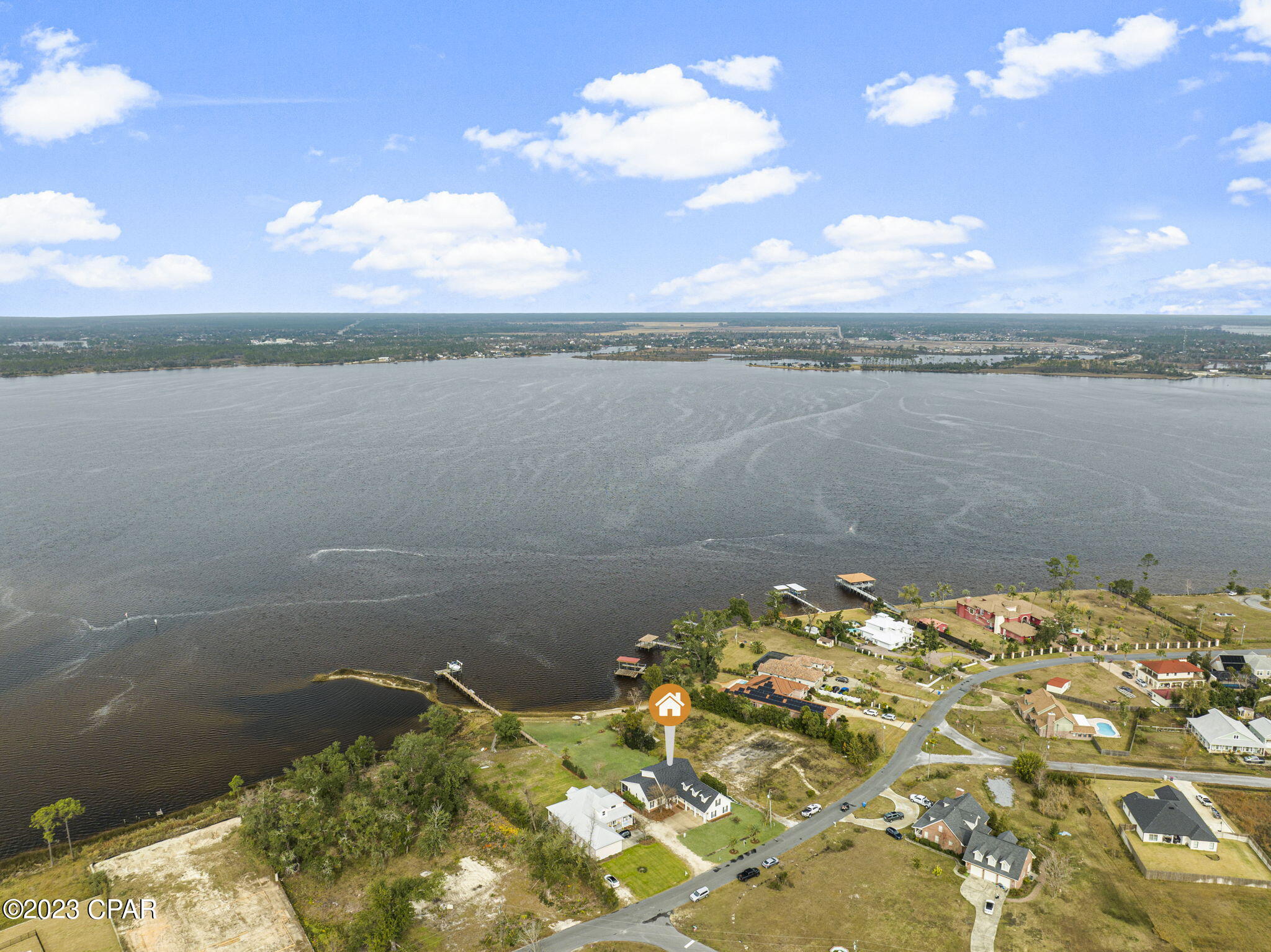 College Point 1st Add - Residential