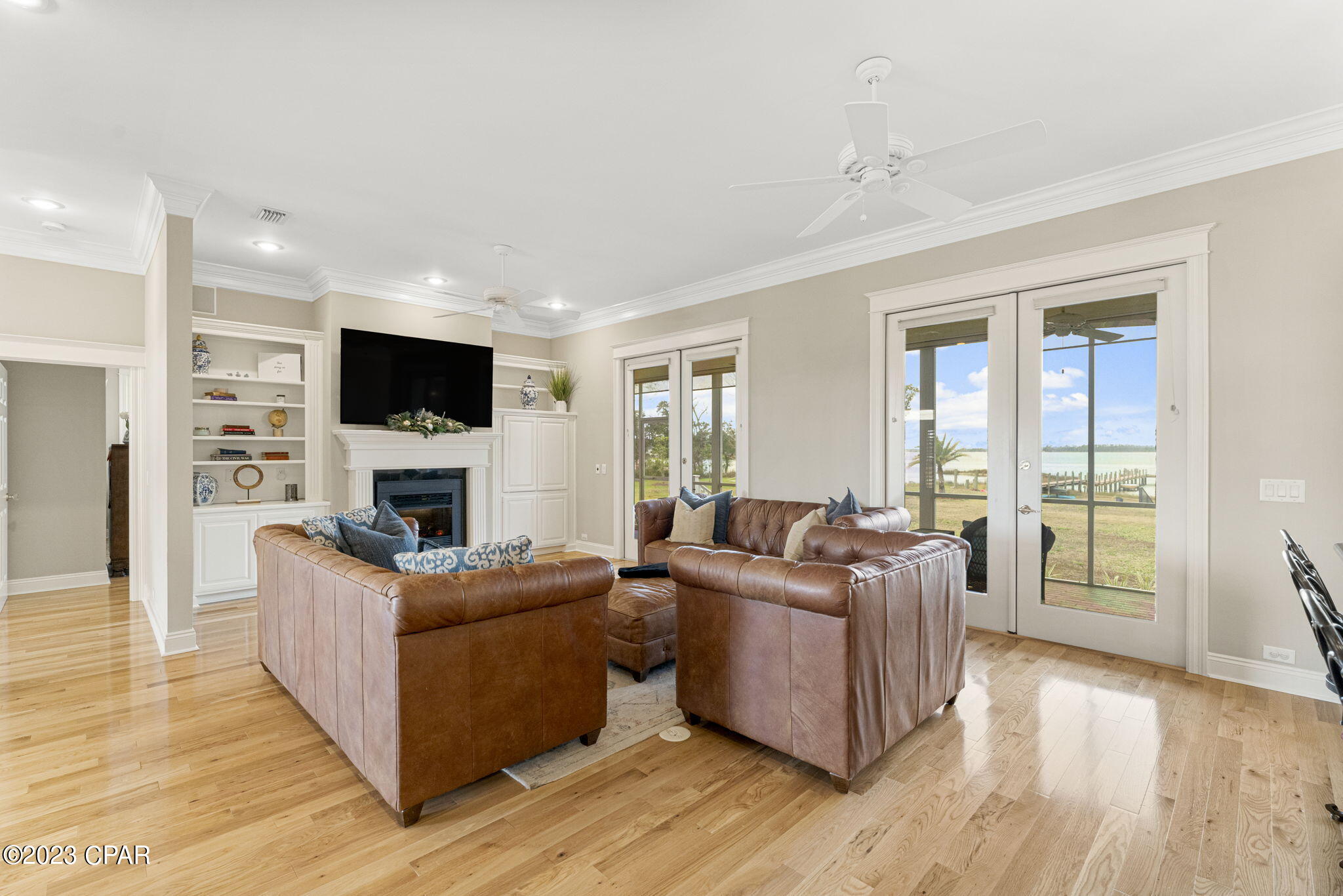 College Point 1st Add - Residential