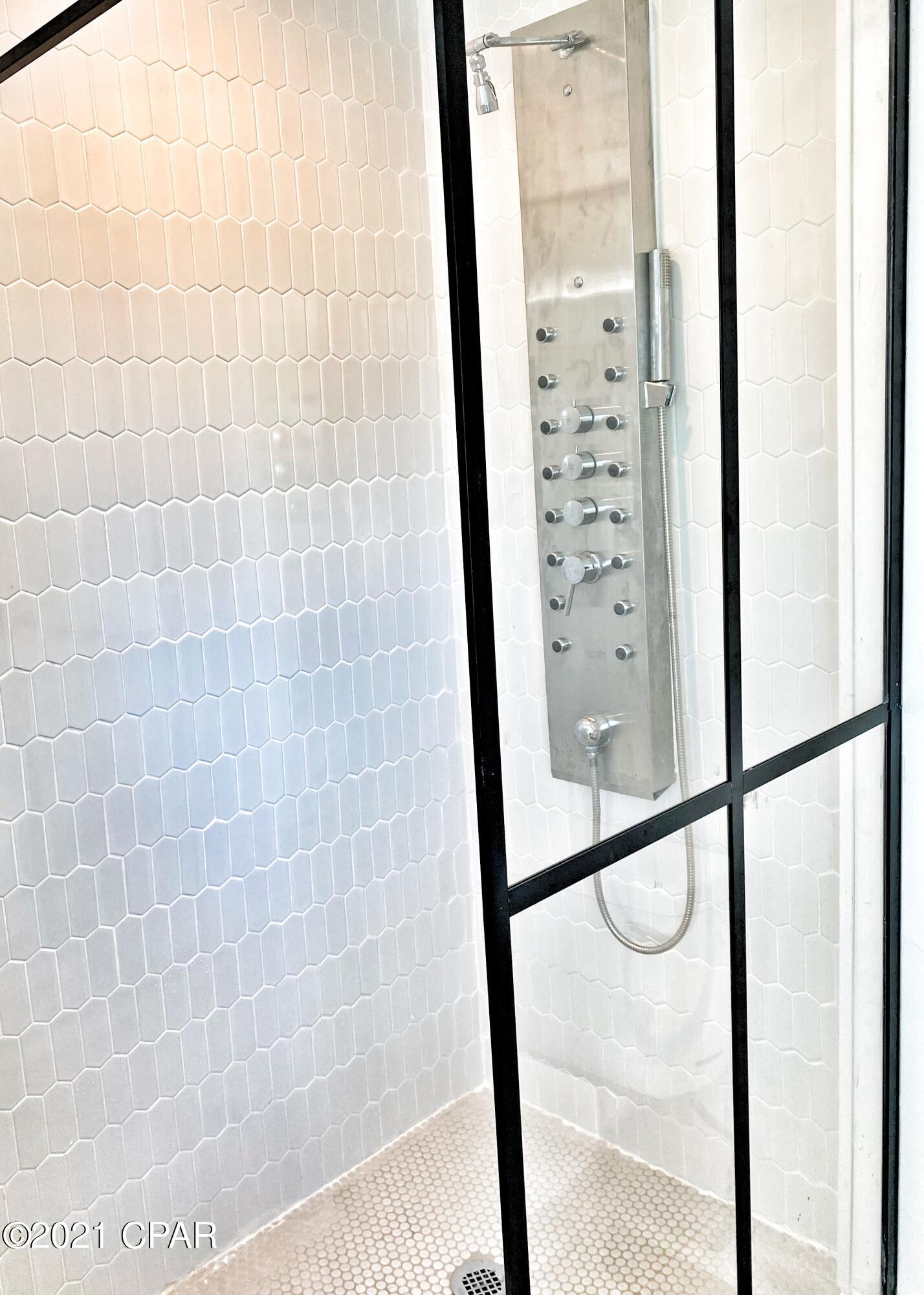 Sudduths 1st Add - Residential