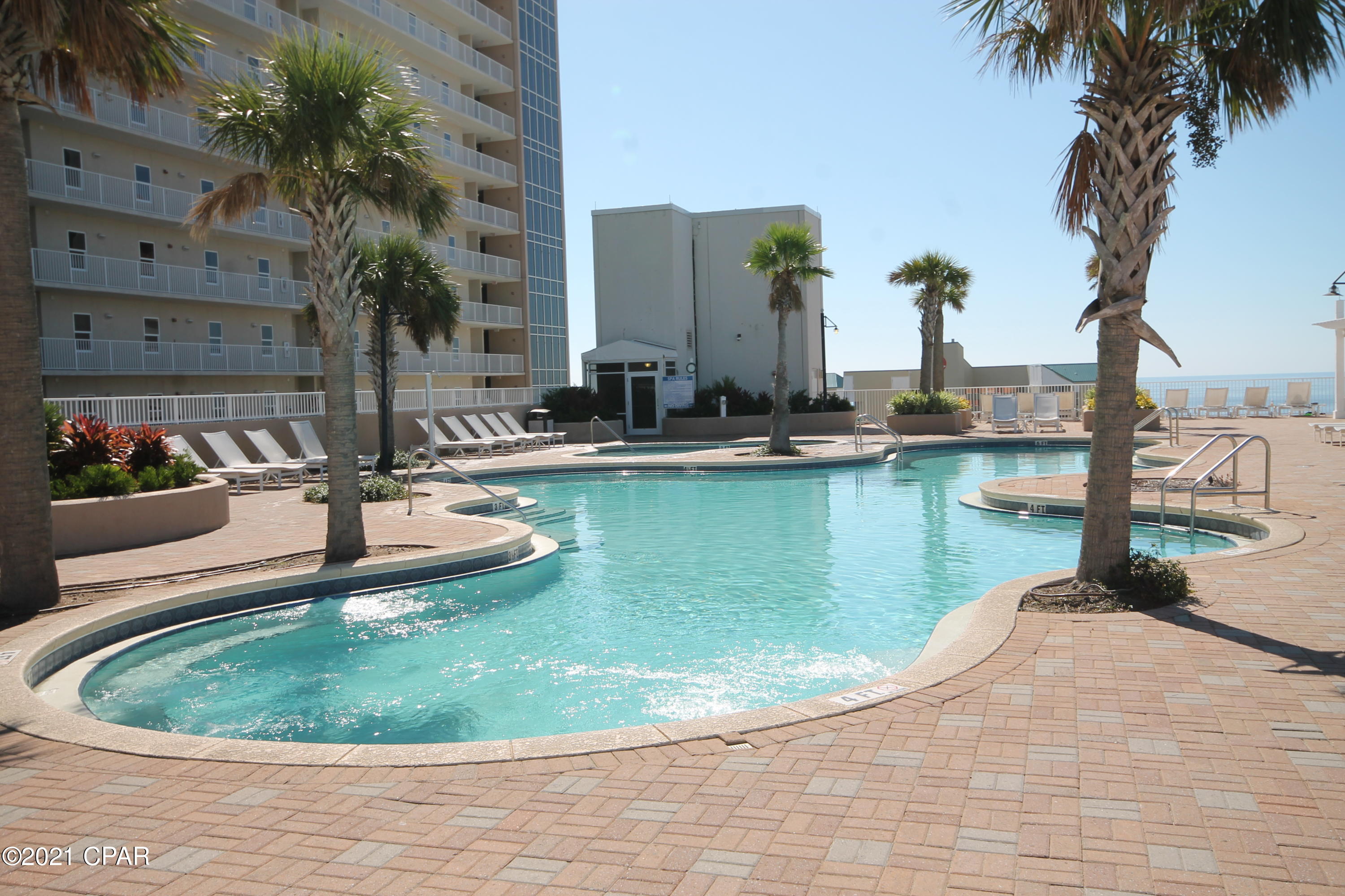 Laketown Wharf - Residential