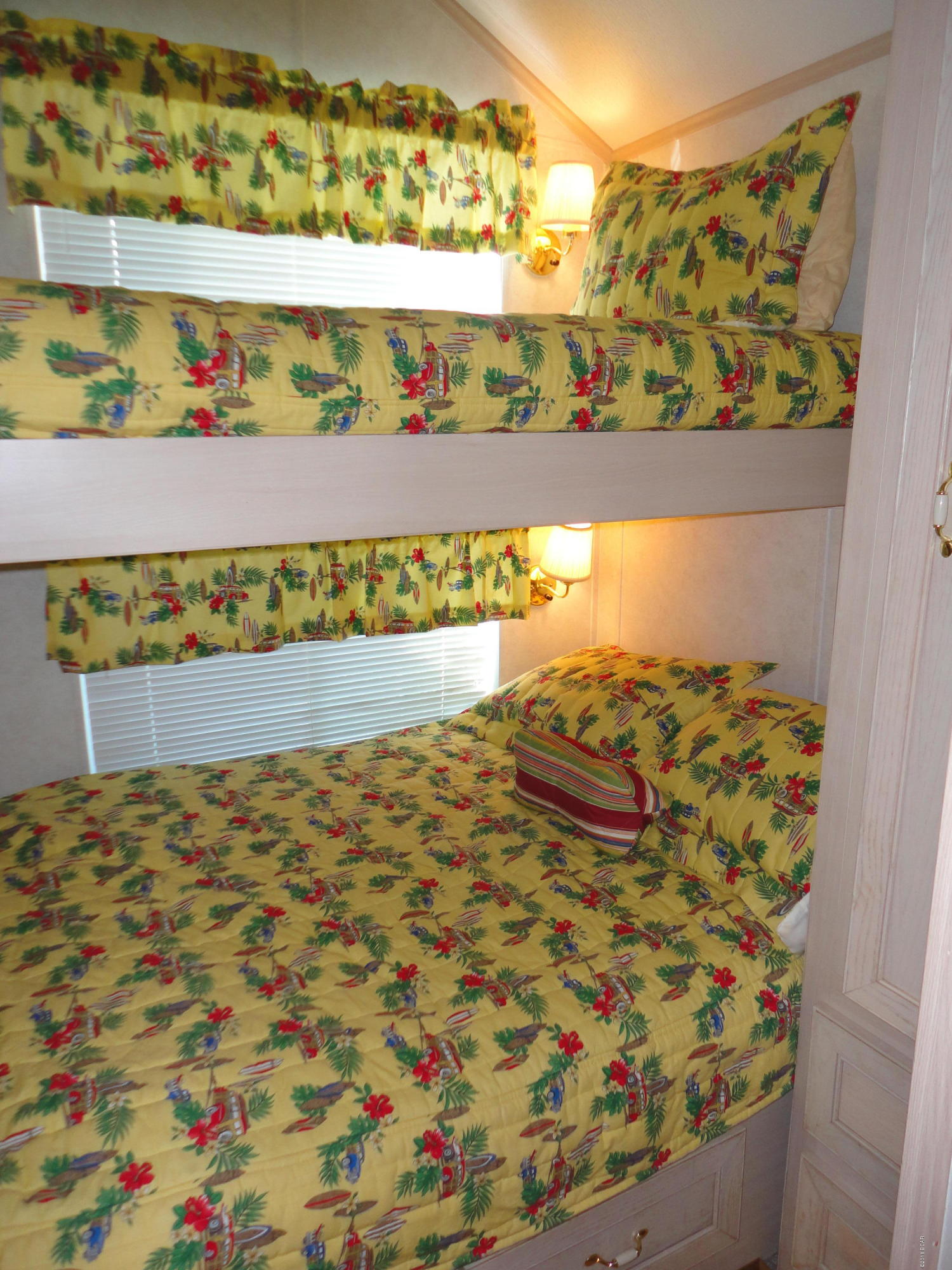 Emerald Pointe Resort - Residential