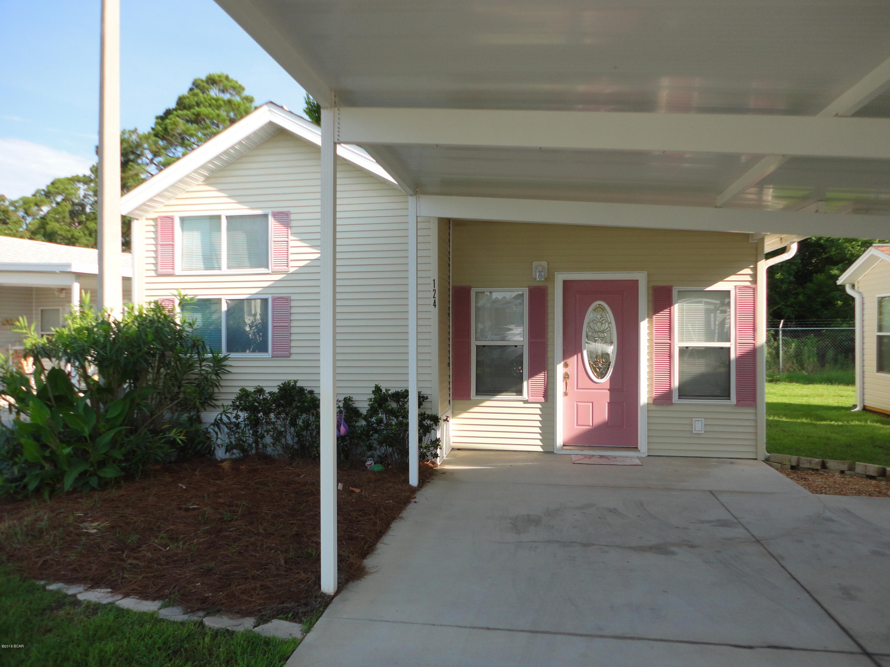 Emerald Pointe Resort - Residential