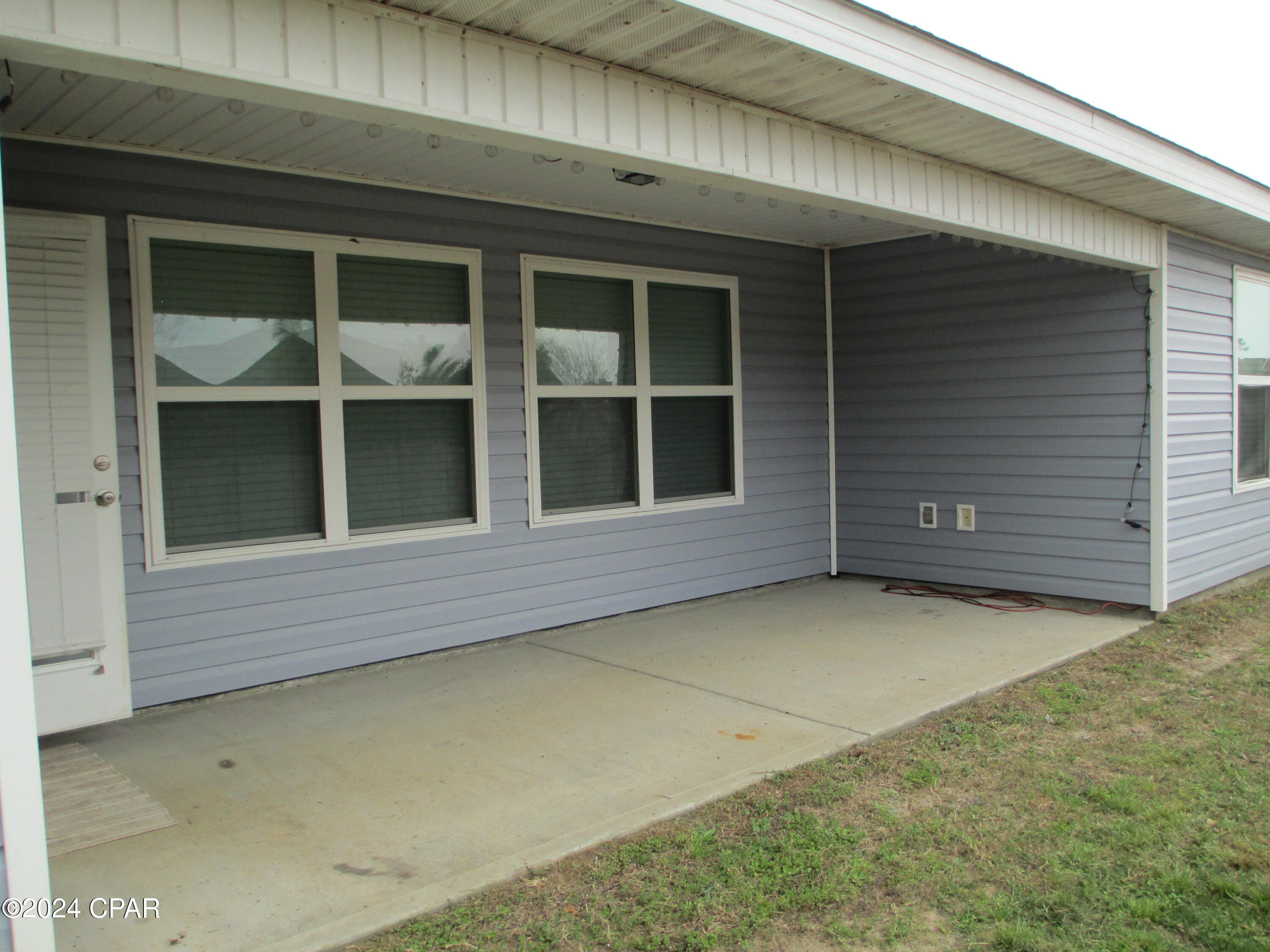 [No Recorded Subdiv] - Residential Lease