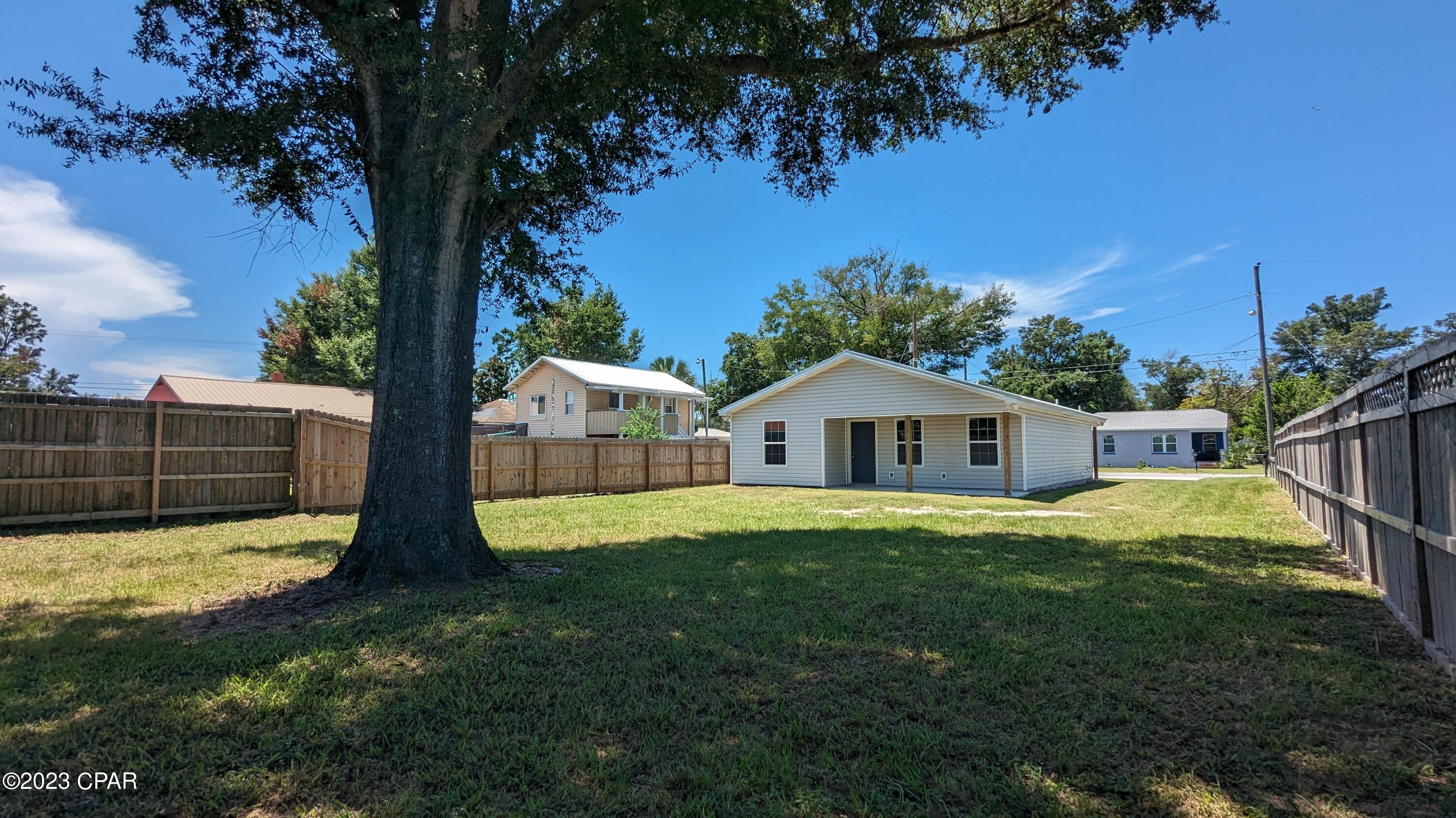 [No Recorded Subdiv] - Residential Lease