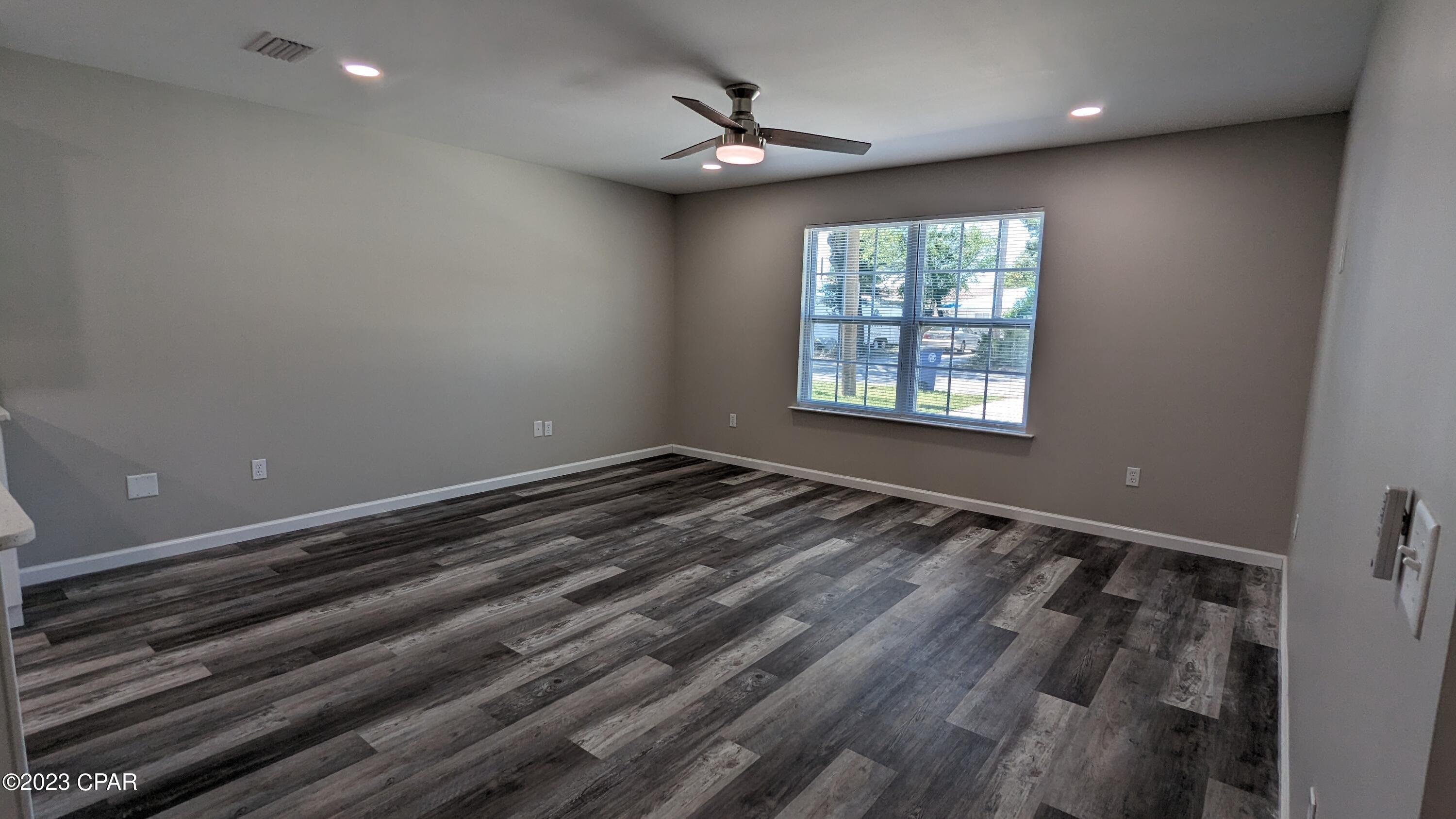 [No Recorded Subdiv] - Residential Lease