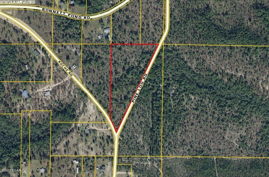 Nice place to build your dream home or getaway home. 7 acres located in Washington County. If you like privacy this is the land for you.