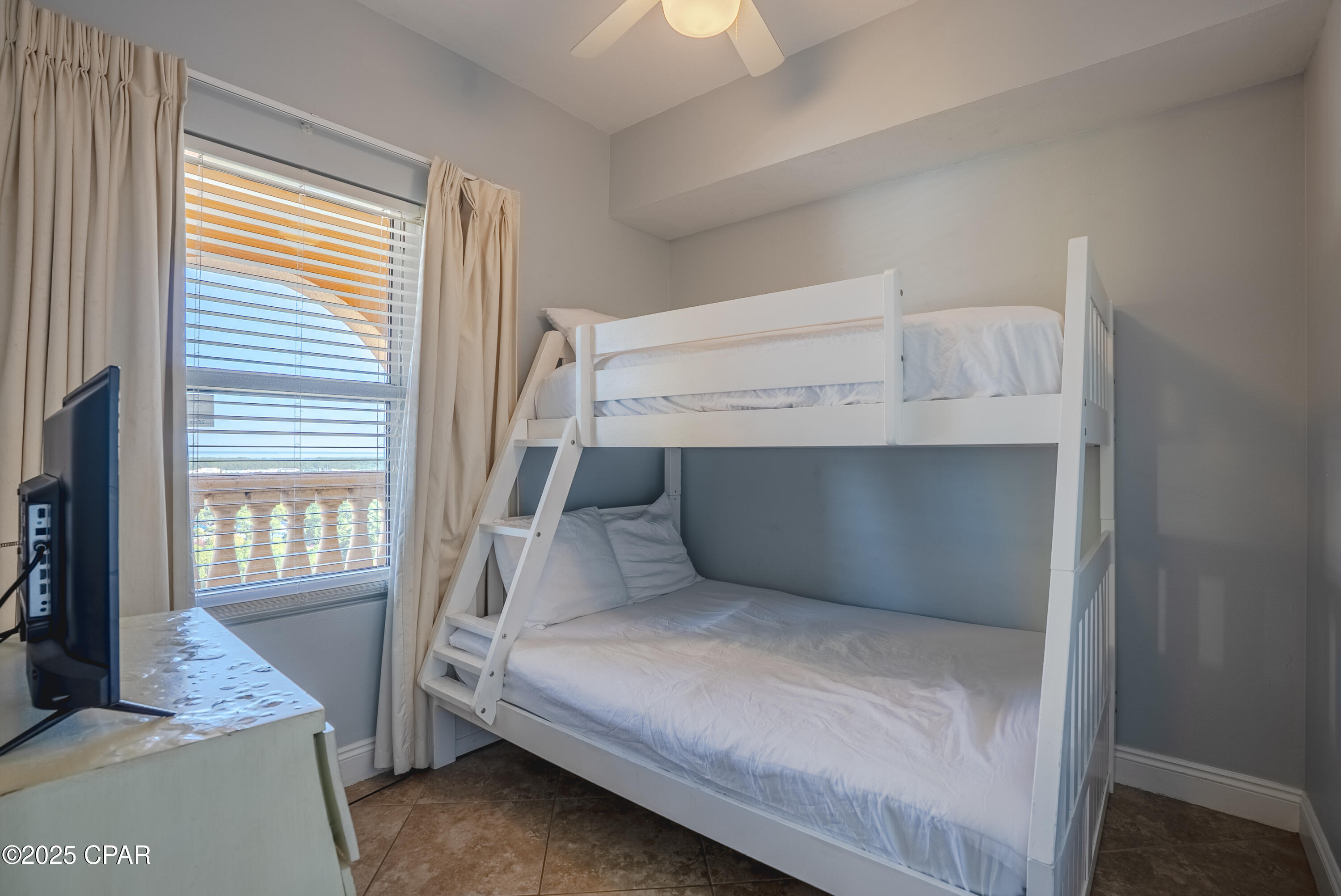 Calypso Towers I - Residential