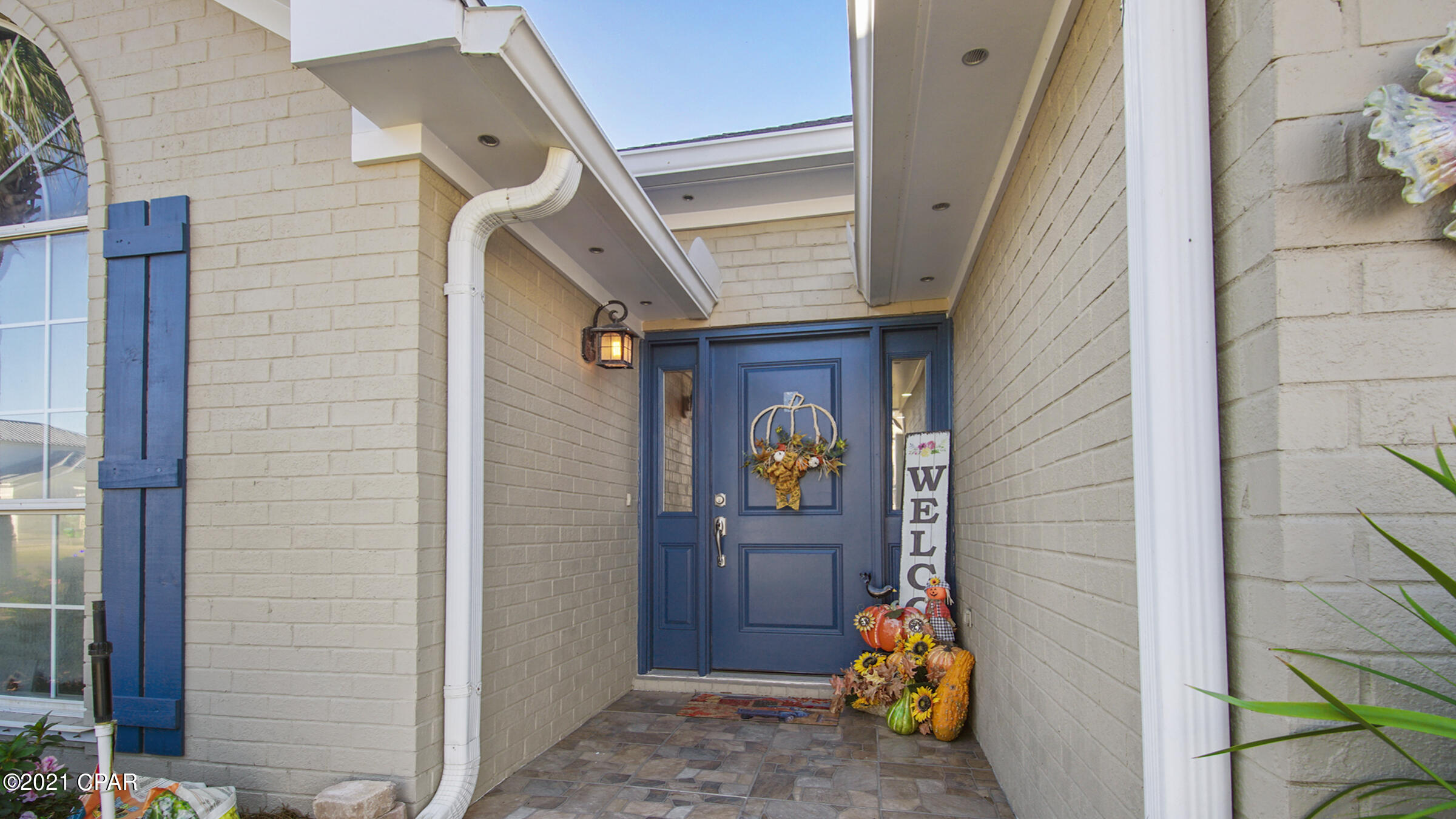 Jamaican Lake Condos - Residential