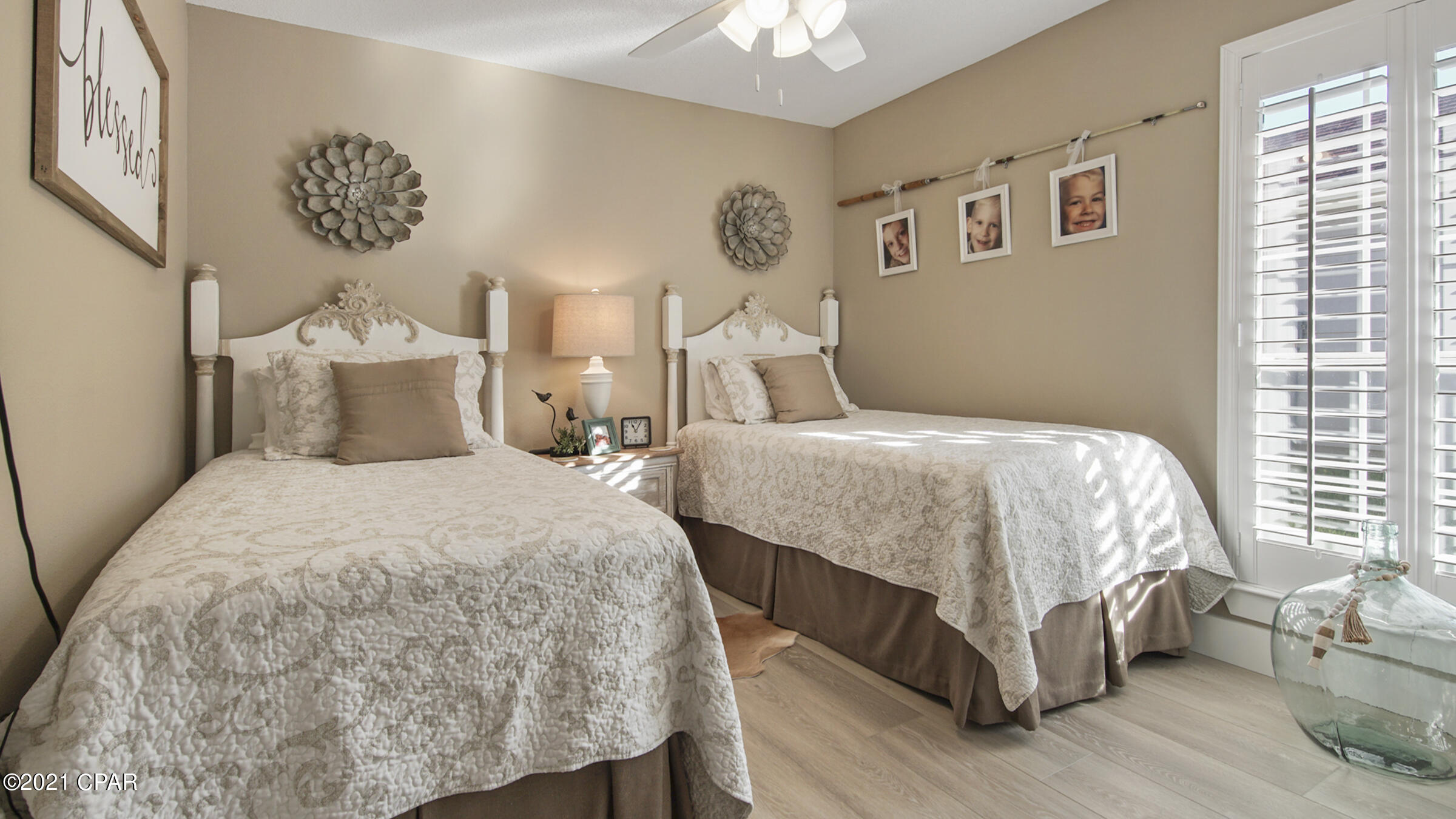 Jamaican Lake Condos - Residential