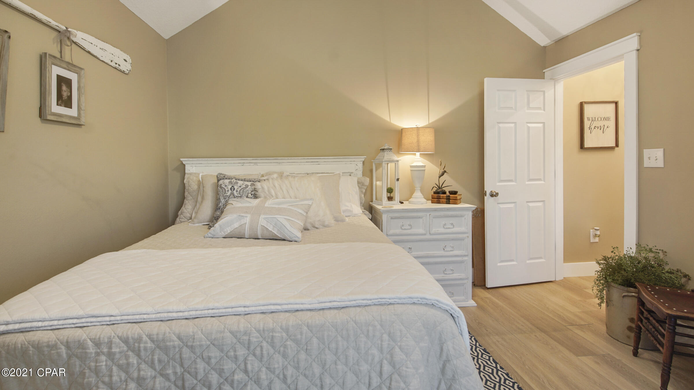 Jamaican Lake Condos - Residential