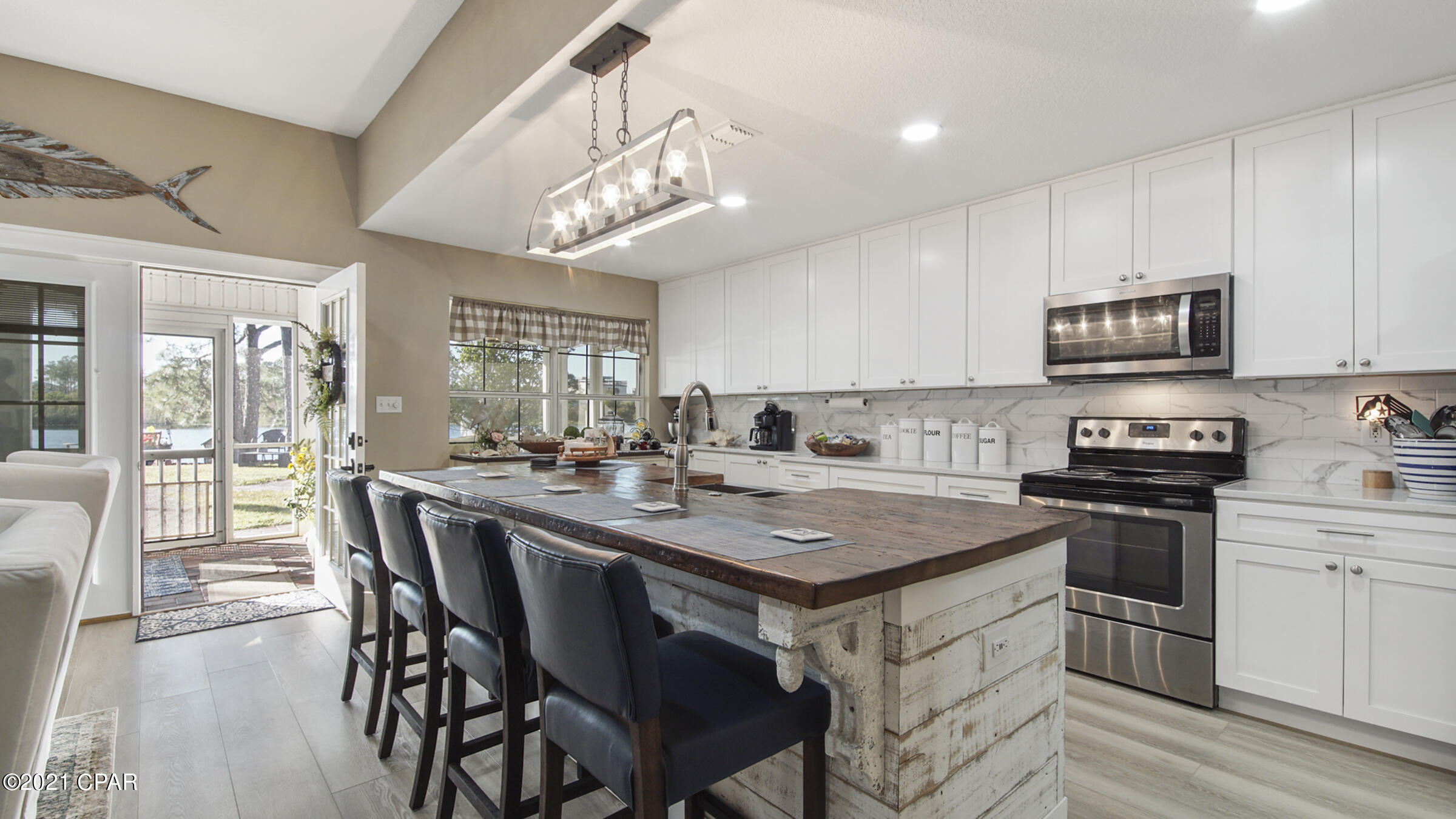 Jamaican Lake Condos - Residential