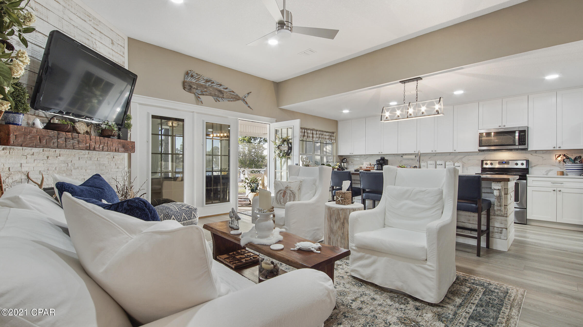 Jamaican Lake Condos - Residential