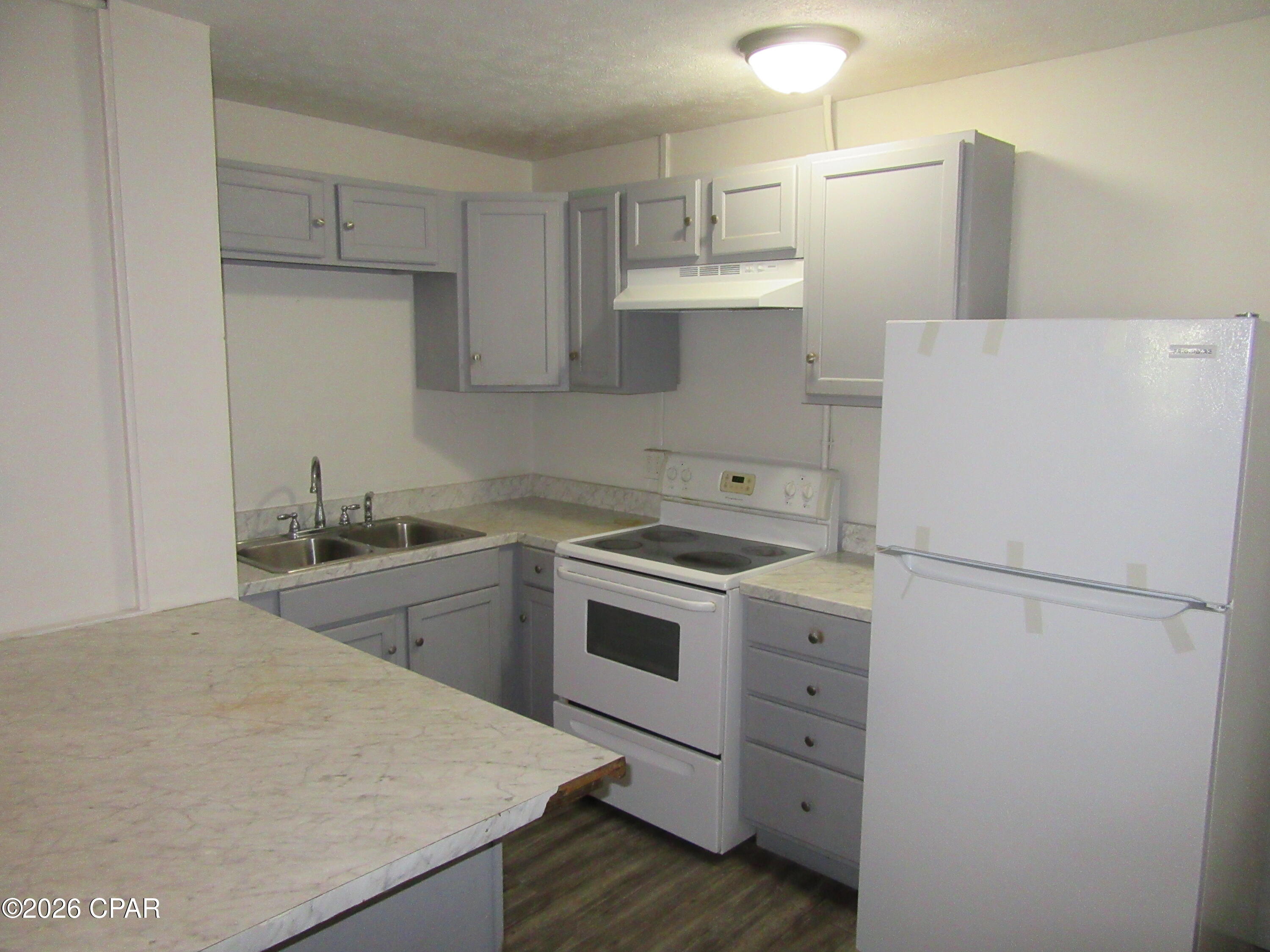 [No Recorded Subdiv] - Residential Lease