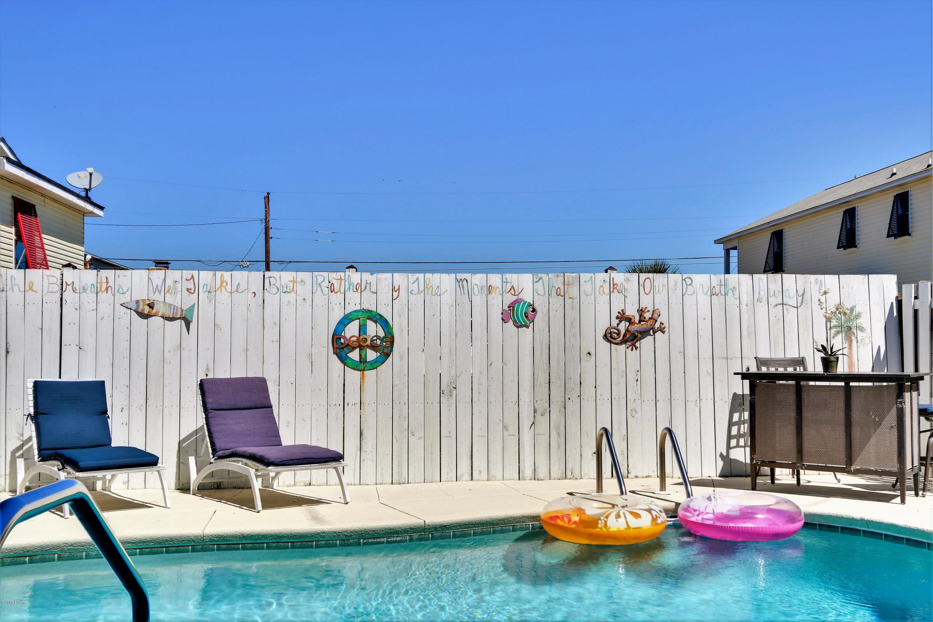 Gulf Lagoon Beach - Residential