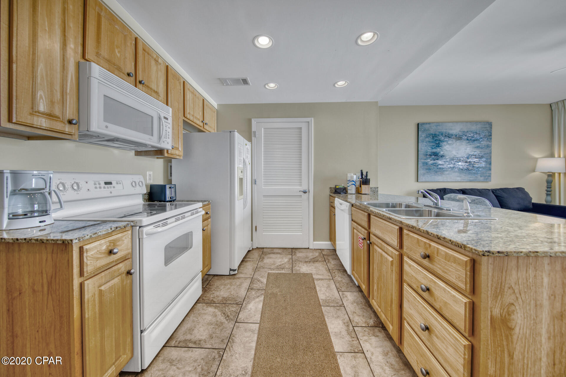 Splash Condo - Residential