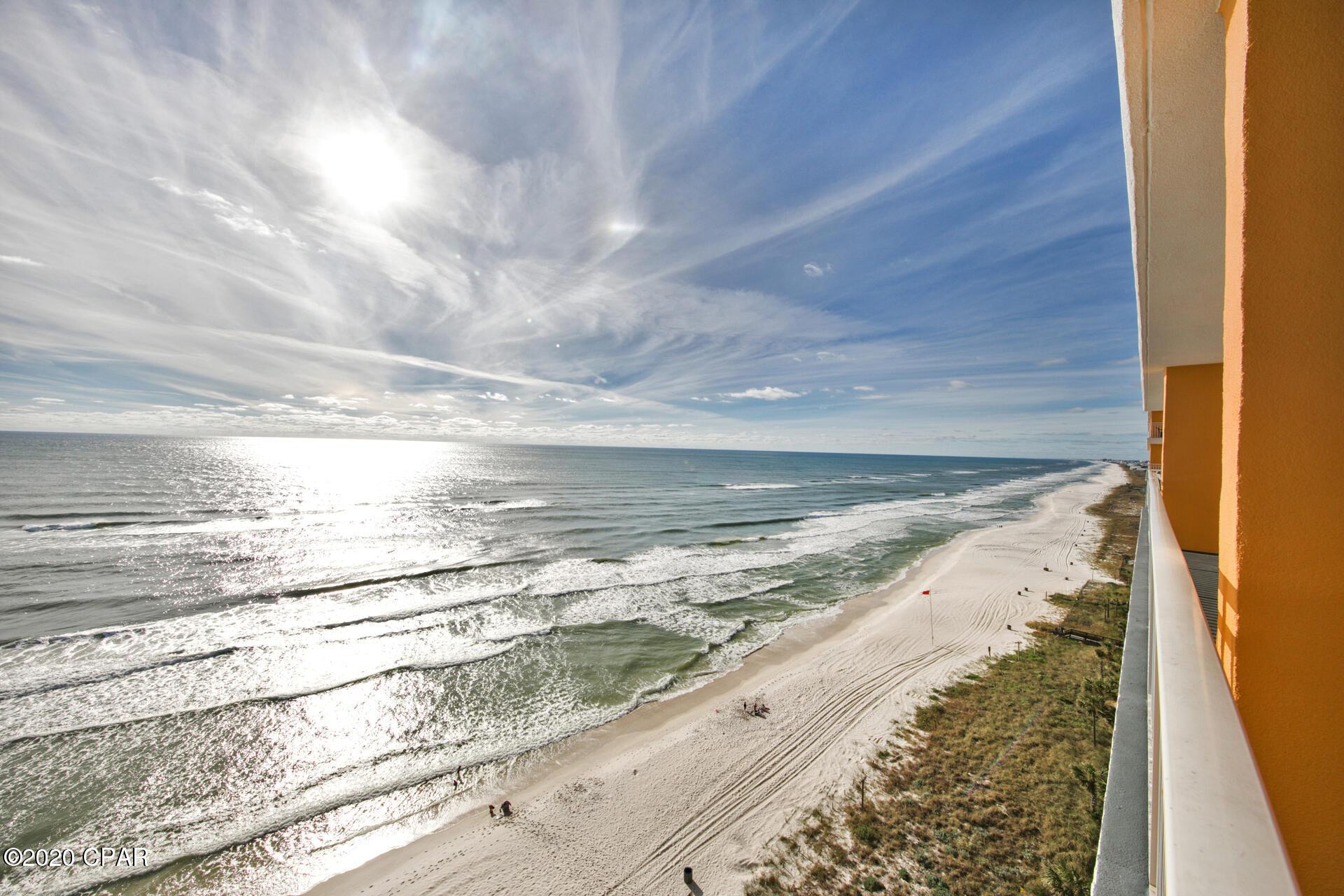 Splash Condo - Residential