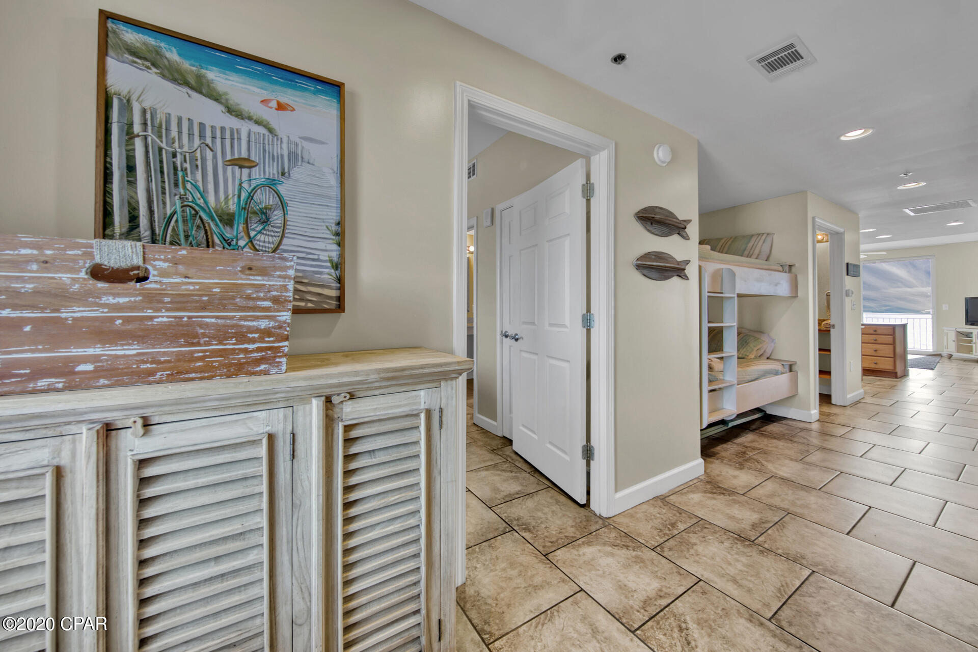 Splash Condo - Residential