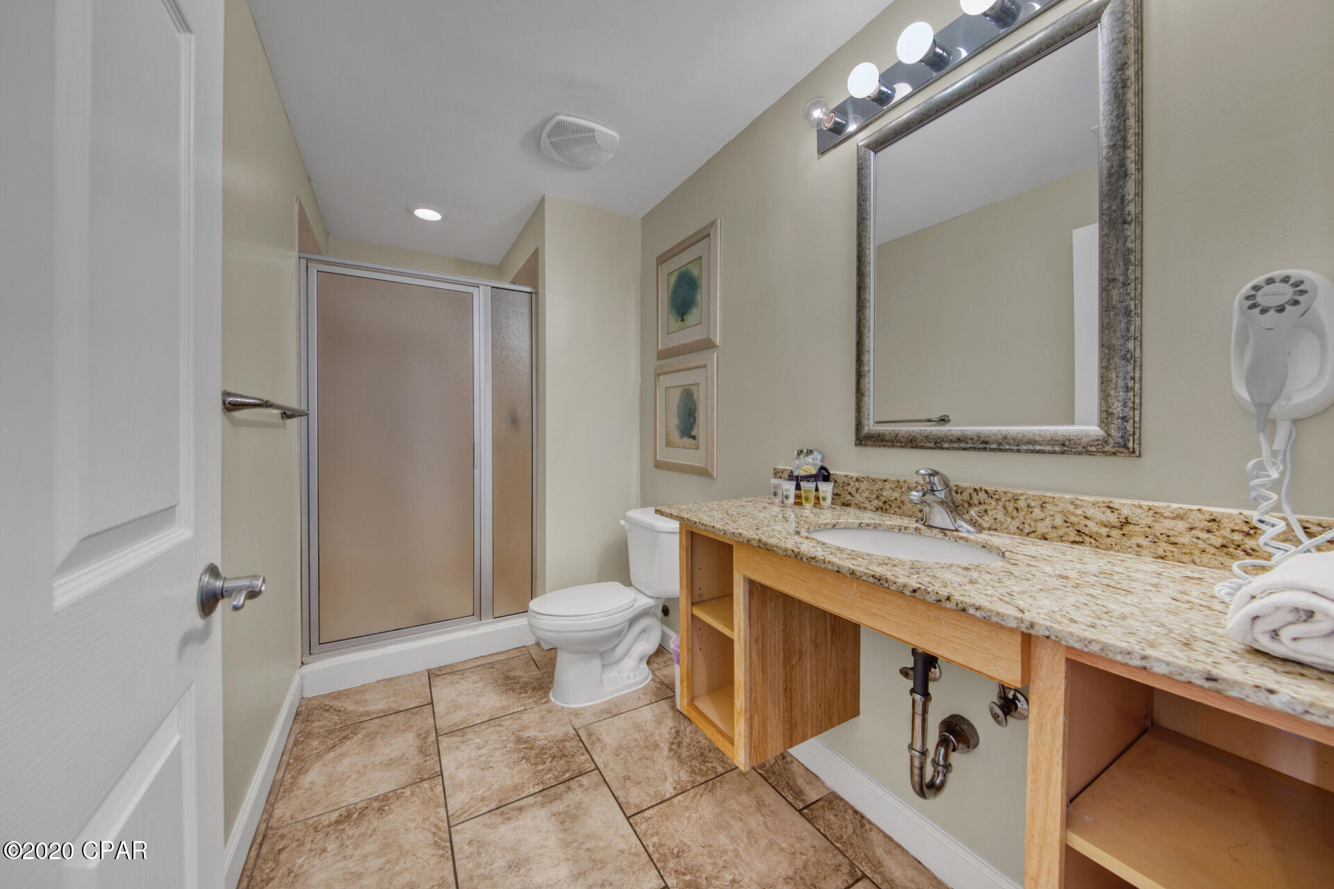 Splash Condo - Residential