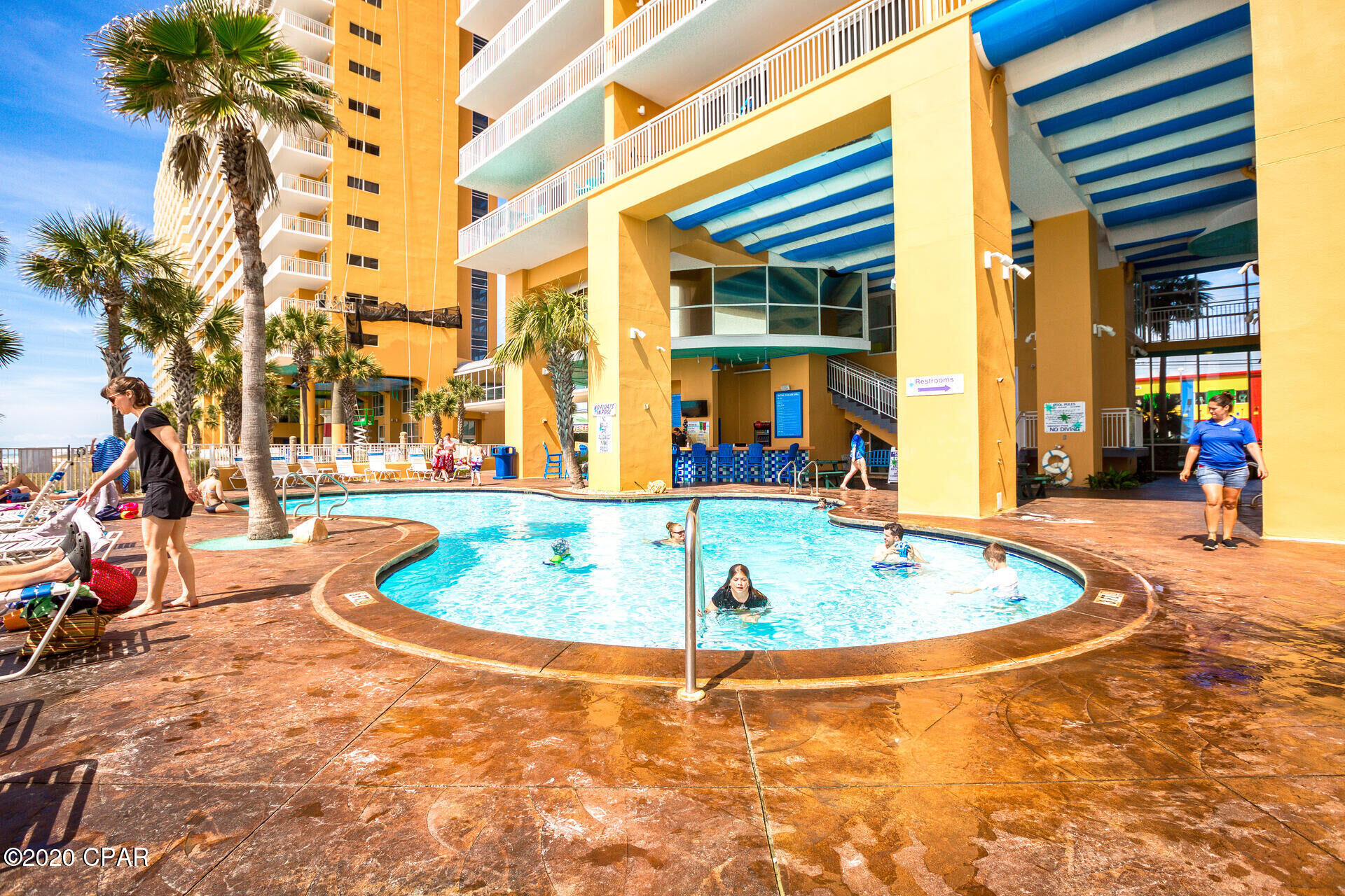 Splash Condo - Residential