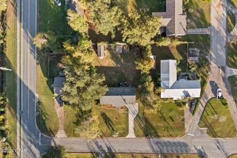 A home in Marianna