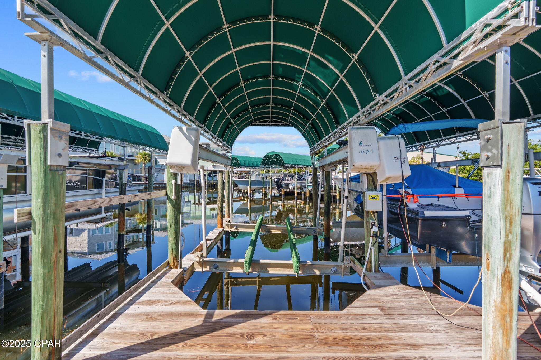 Hibiscus By The Bay - Residential