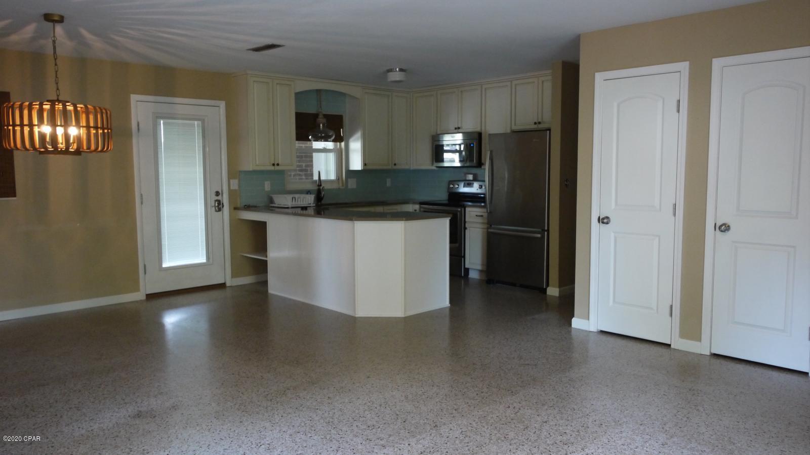 [No Recorded Subdiv] - Residential Lease