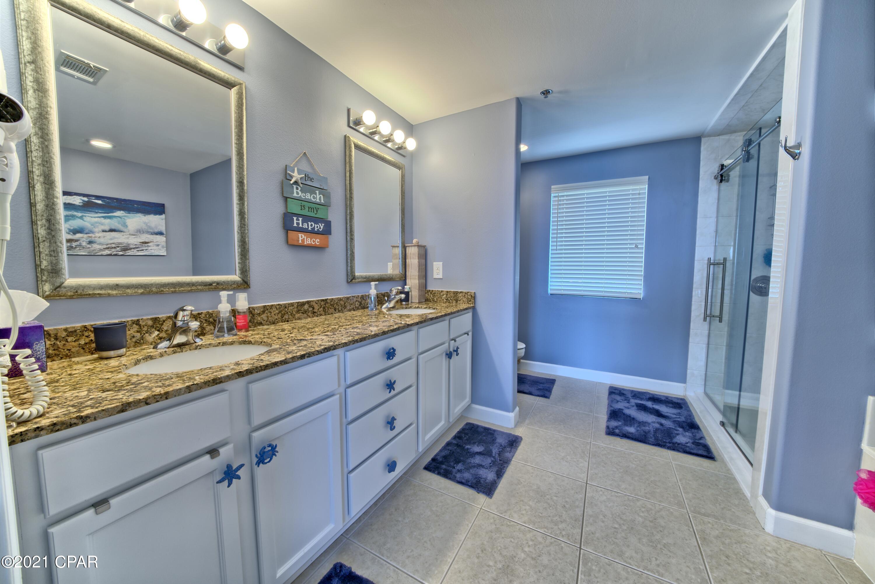 Splash Condo - Residential