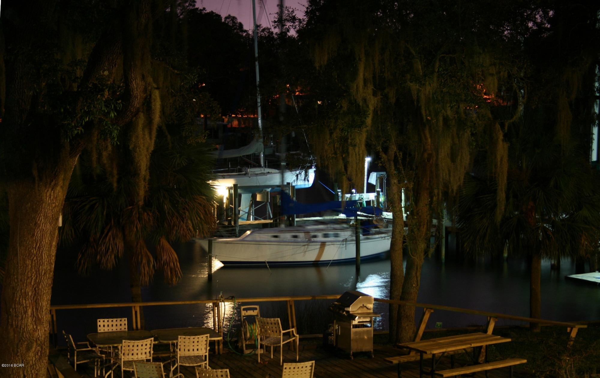 Mariners Cove - Residential