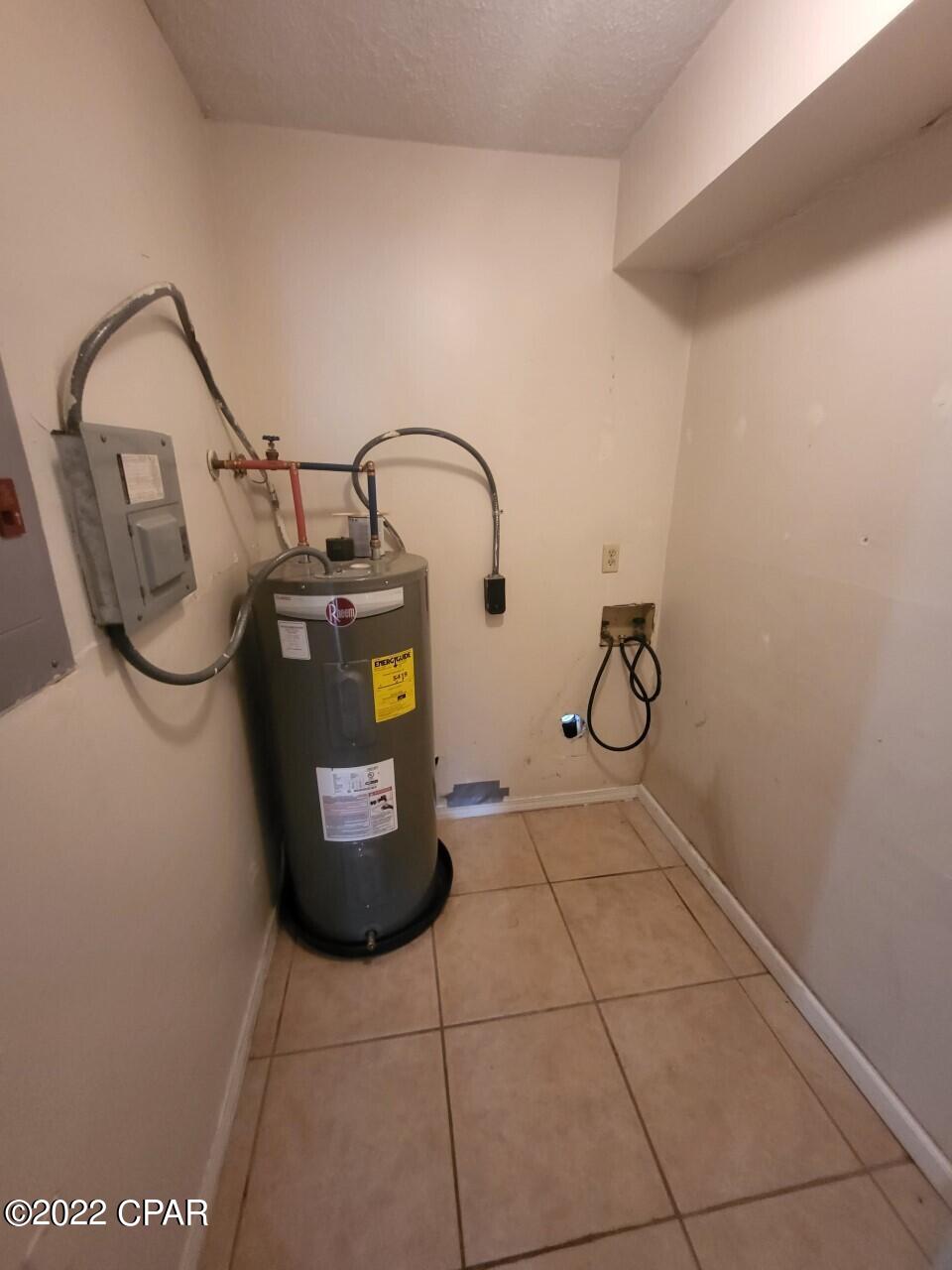 [No Recorded Subdiv] - Residential Lease