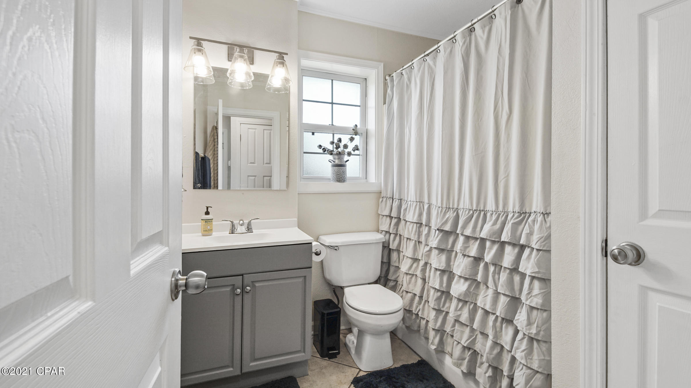 Sunny Hills Unit 4 - Residential