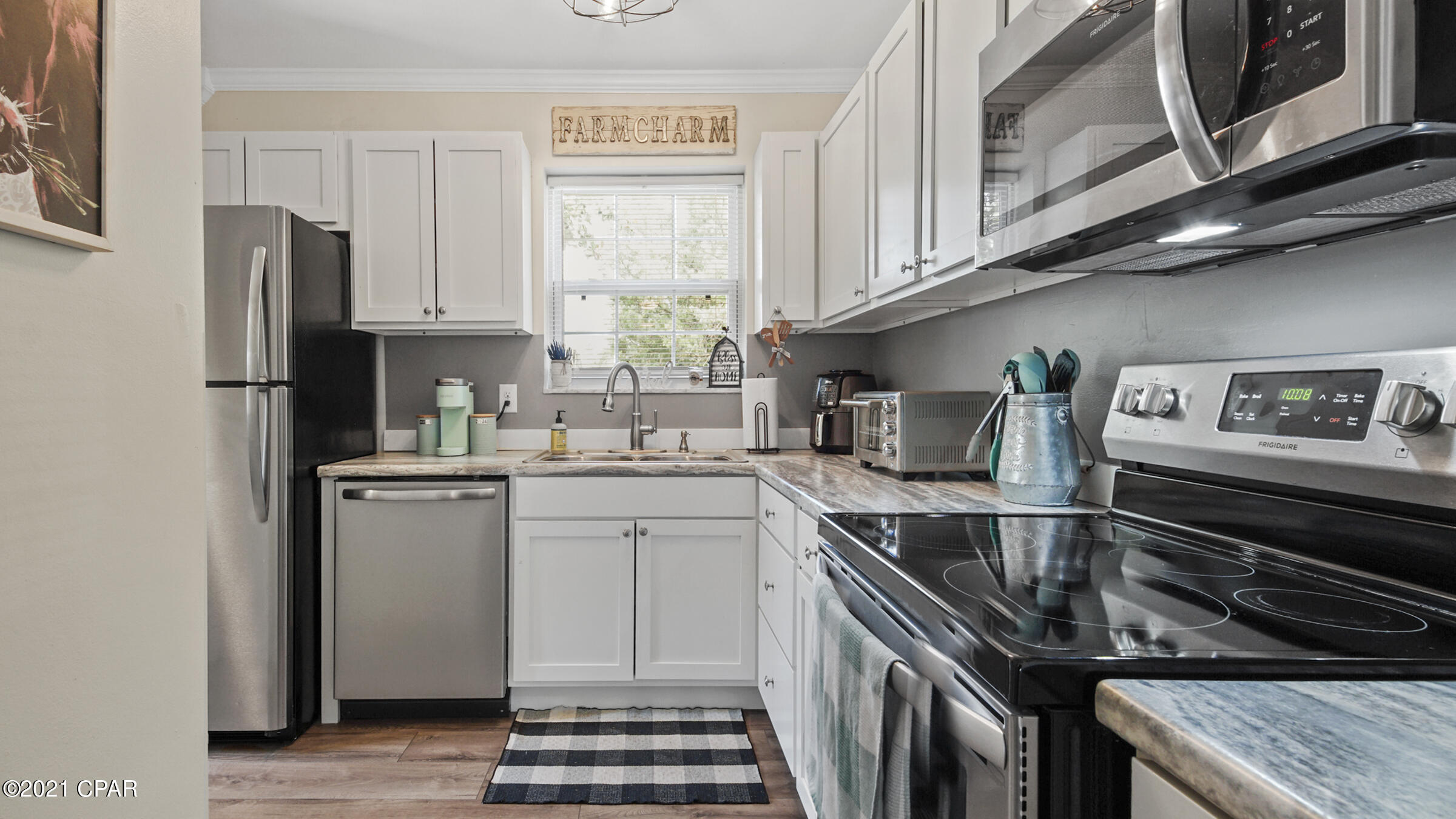 Sunny Hills Unit 4 - Residential