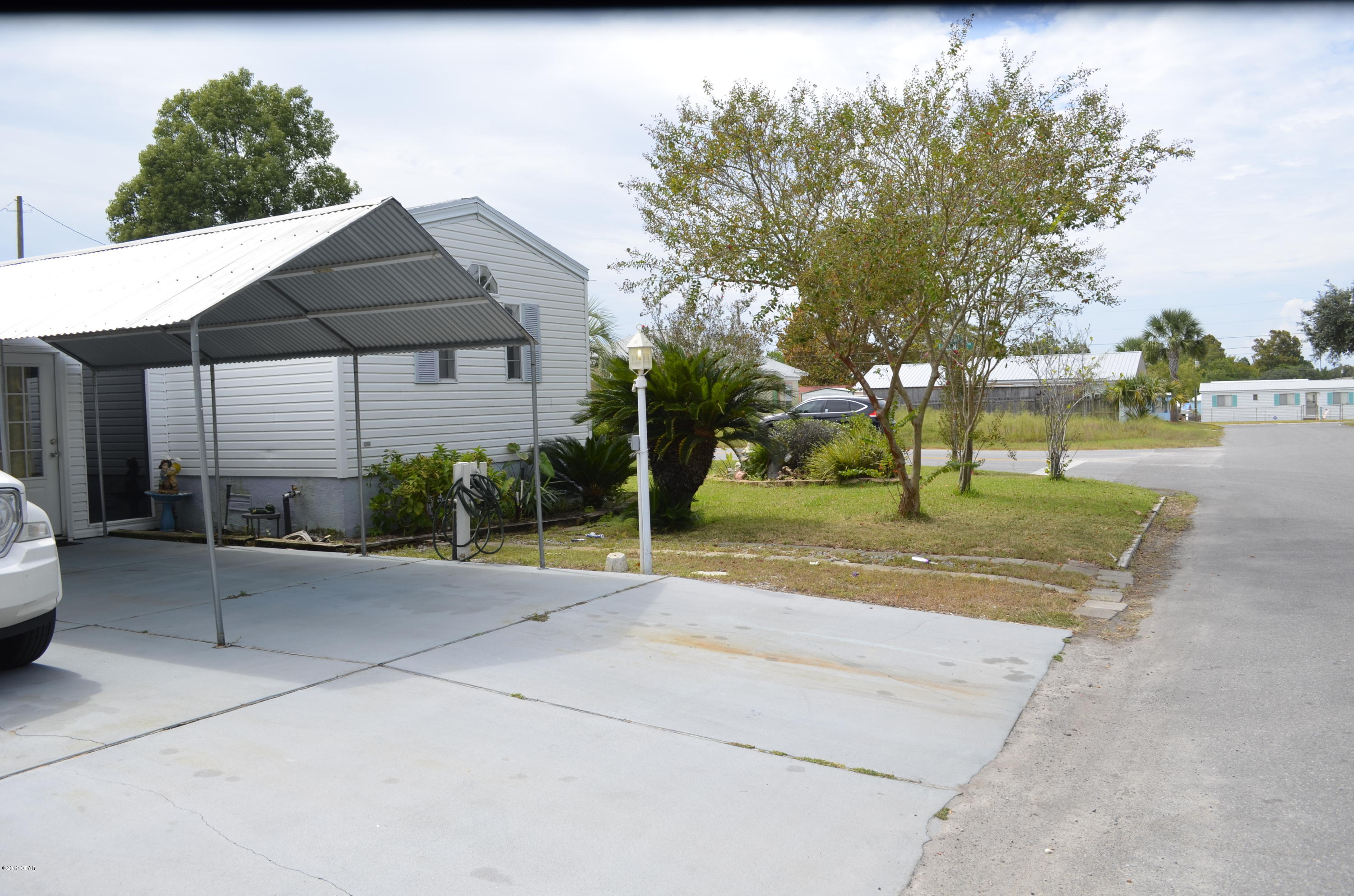 Laguna Beach Estates 7th Add - Residential